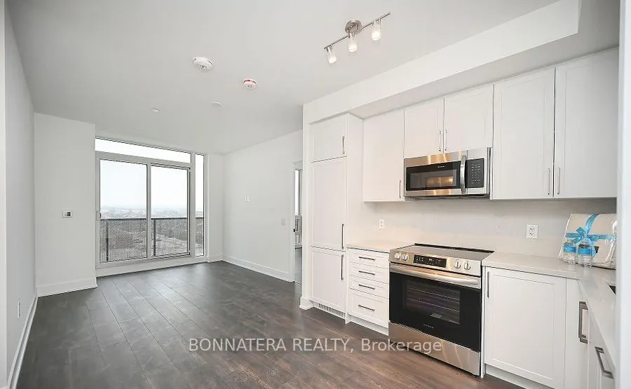 2450 Old Bronte Road, #634