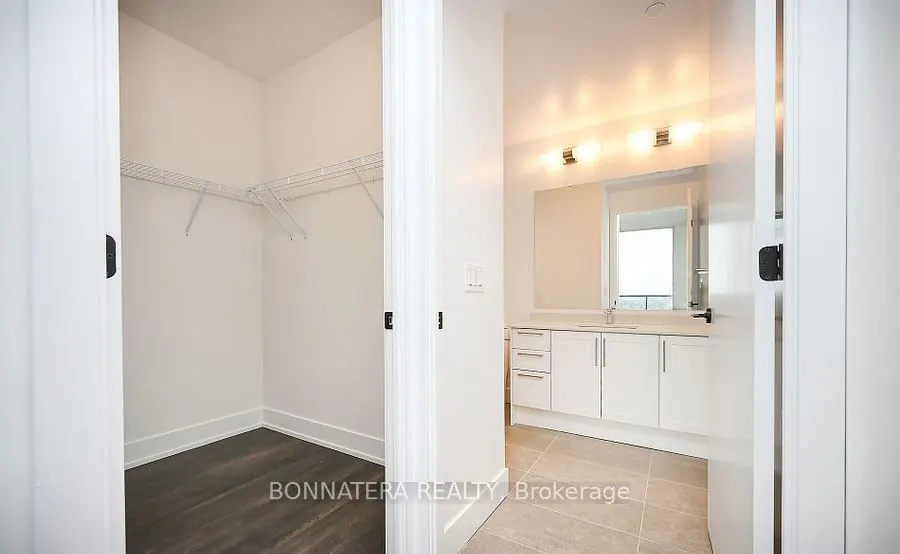 2450 Old Bronte Road, #634