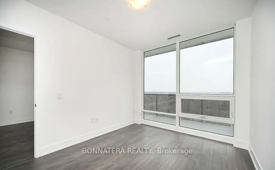 2450 Old Bronte Road, #634