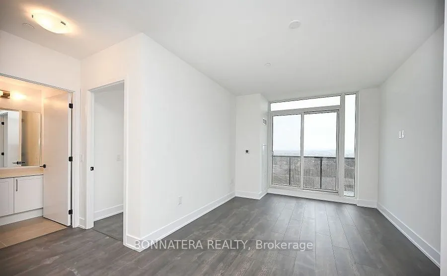 2450 Old Bronte Road, #634