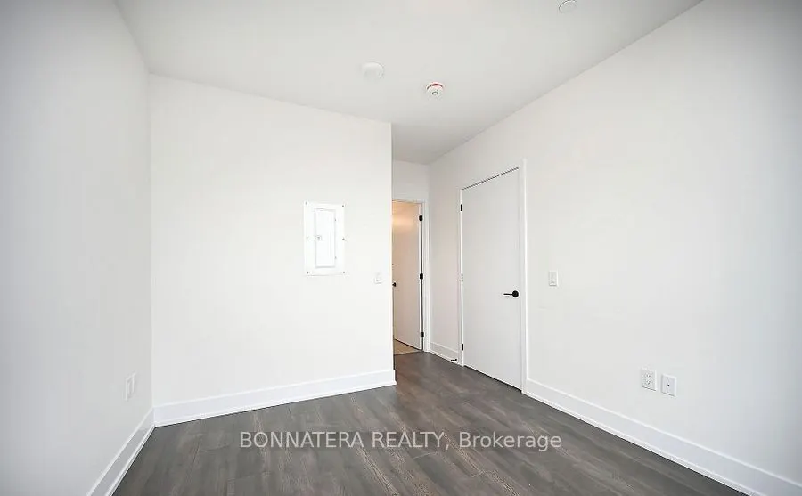 2450 Old Bronte Road, #634