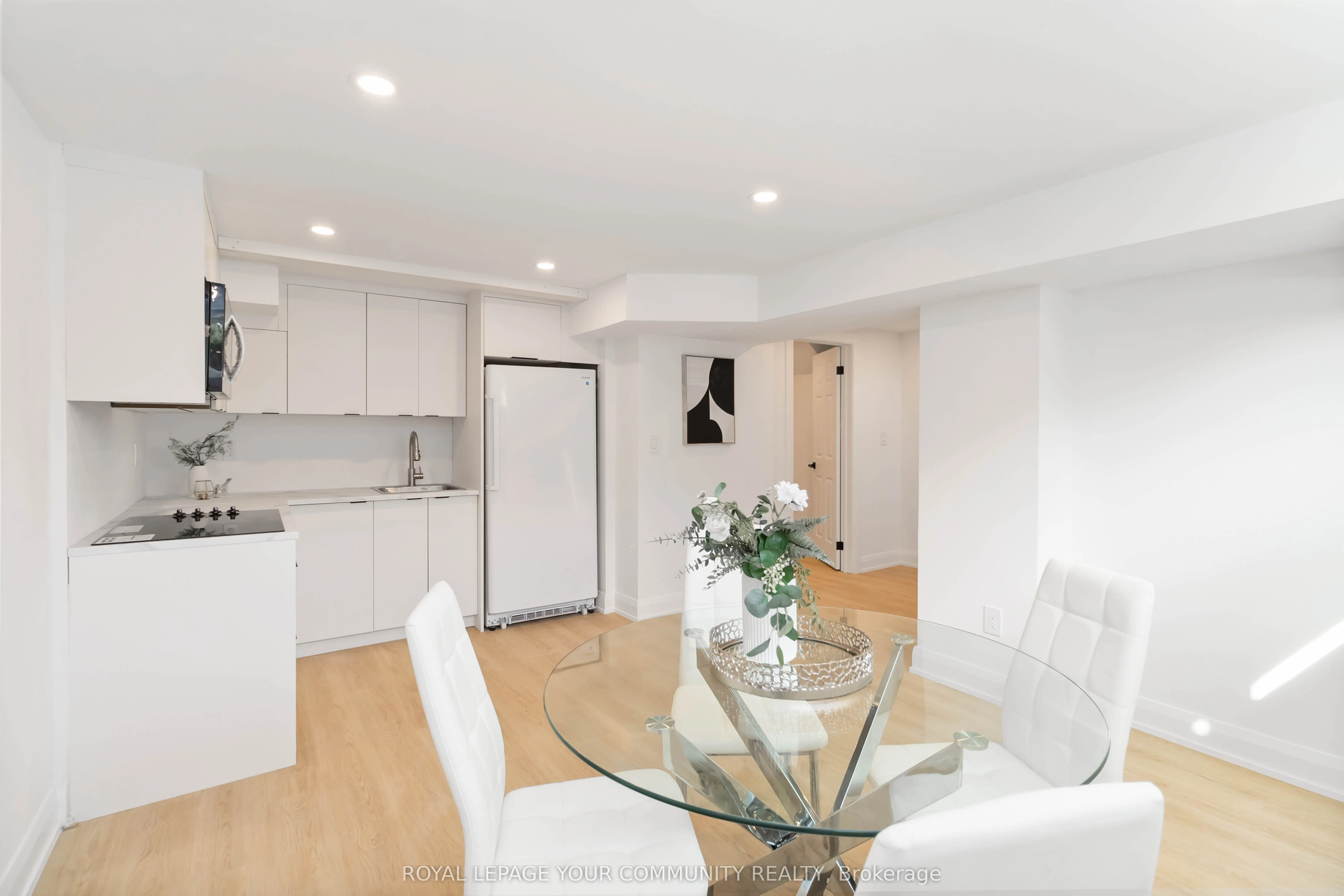 602 Appleby Line