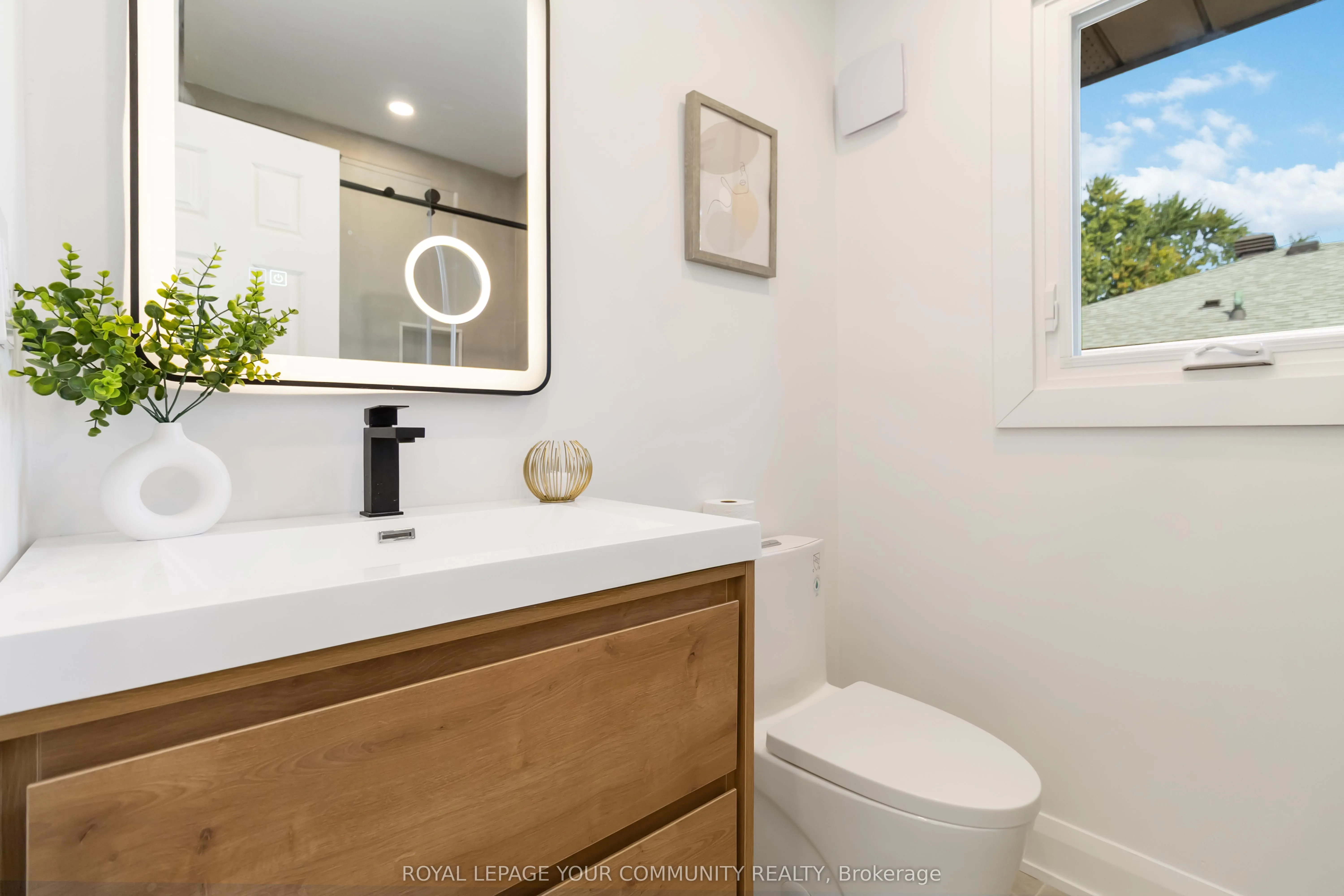 602 Appleby Line