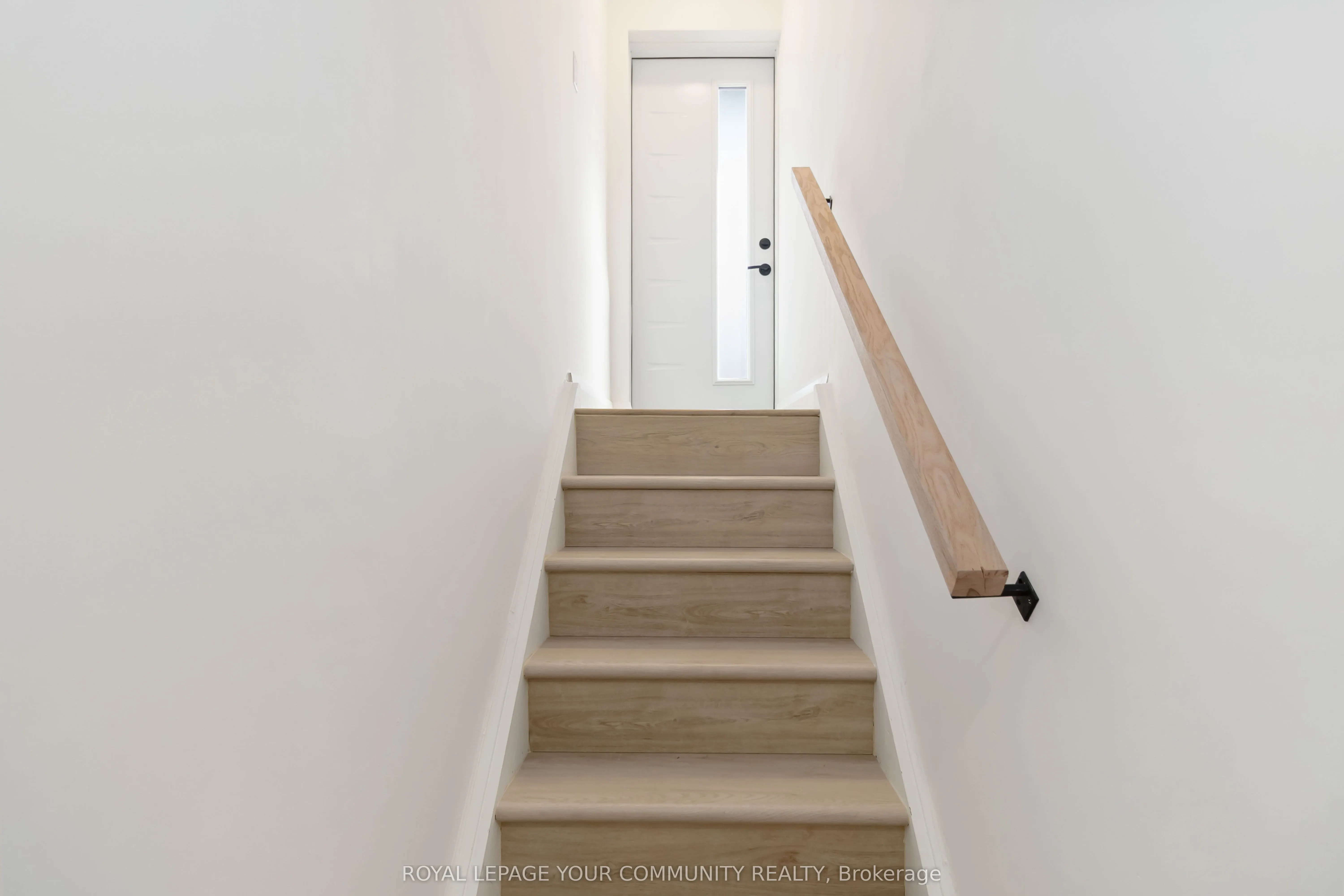 602 Appleby Line