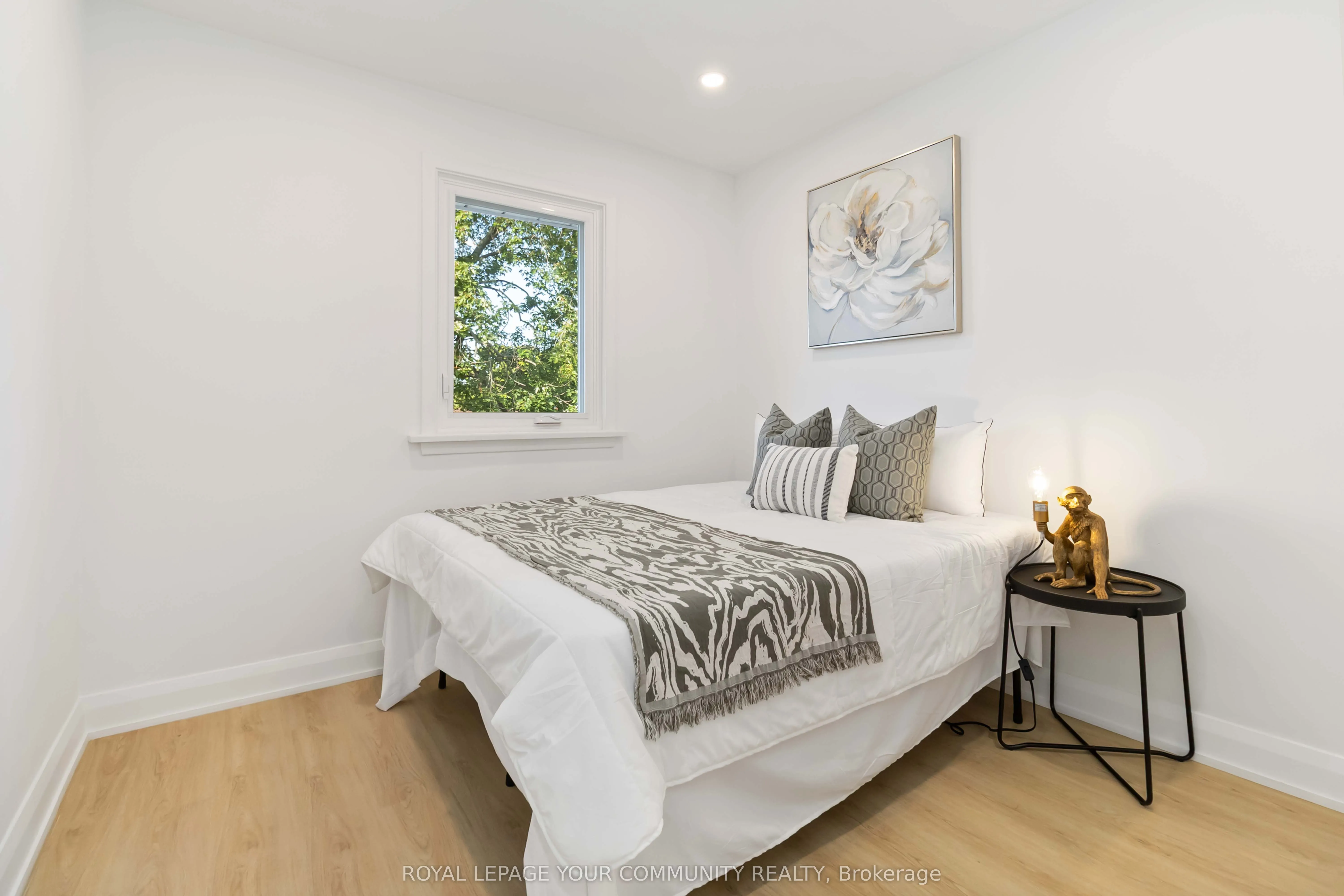 602 Appleby Line