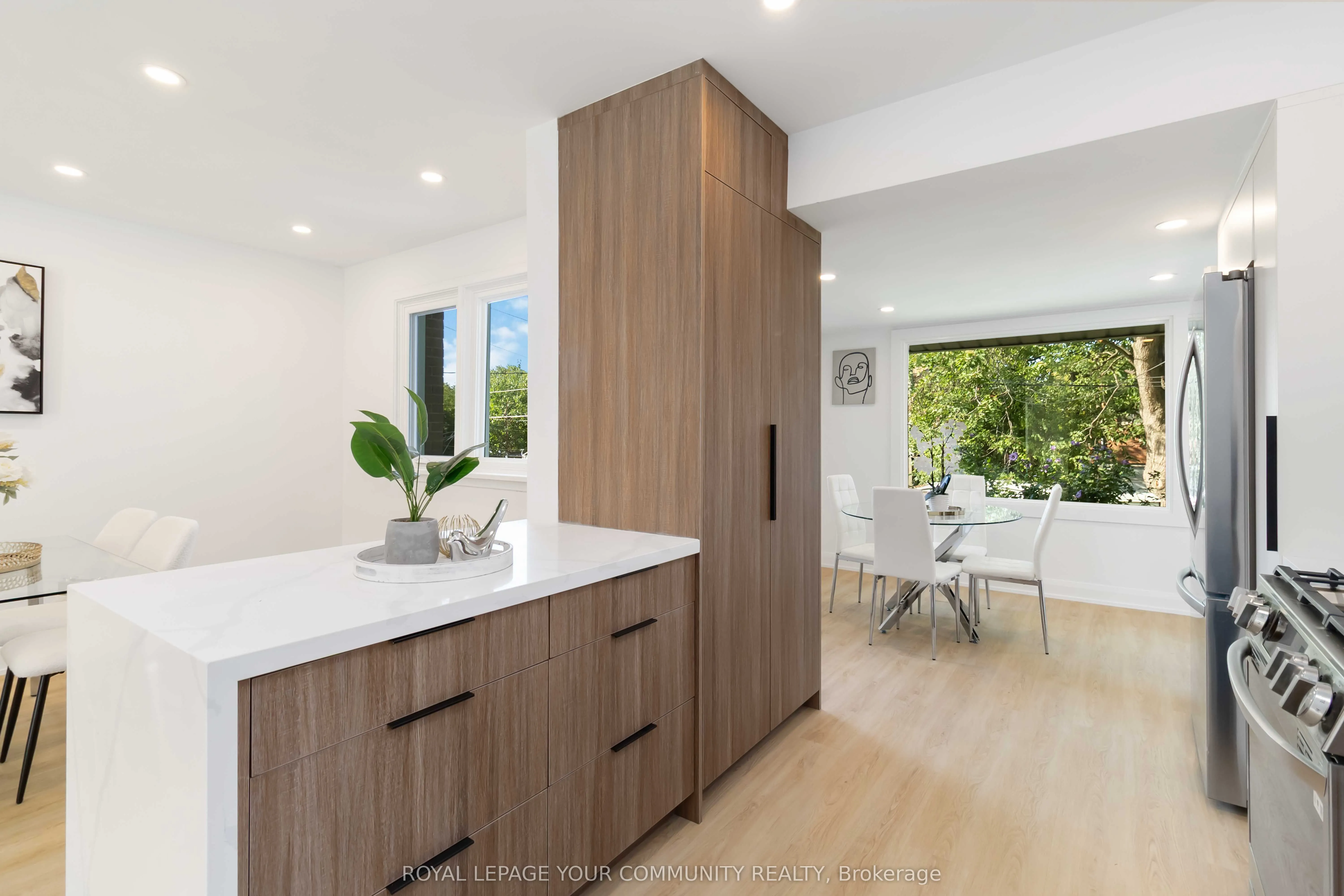 602 Appleby Line