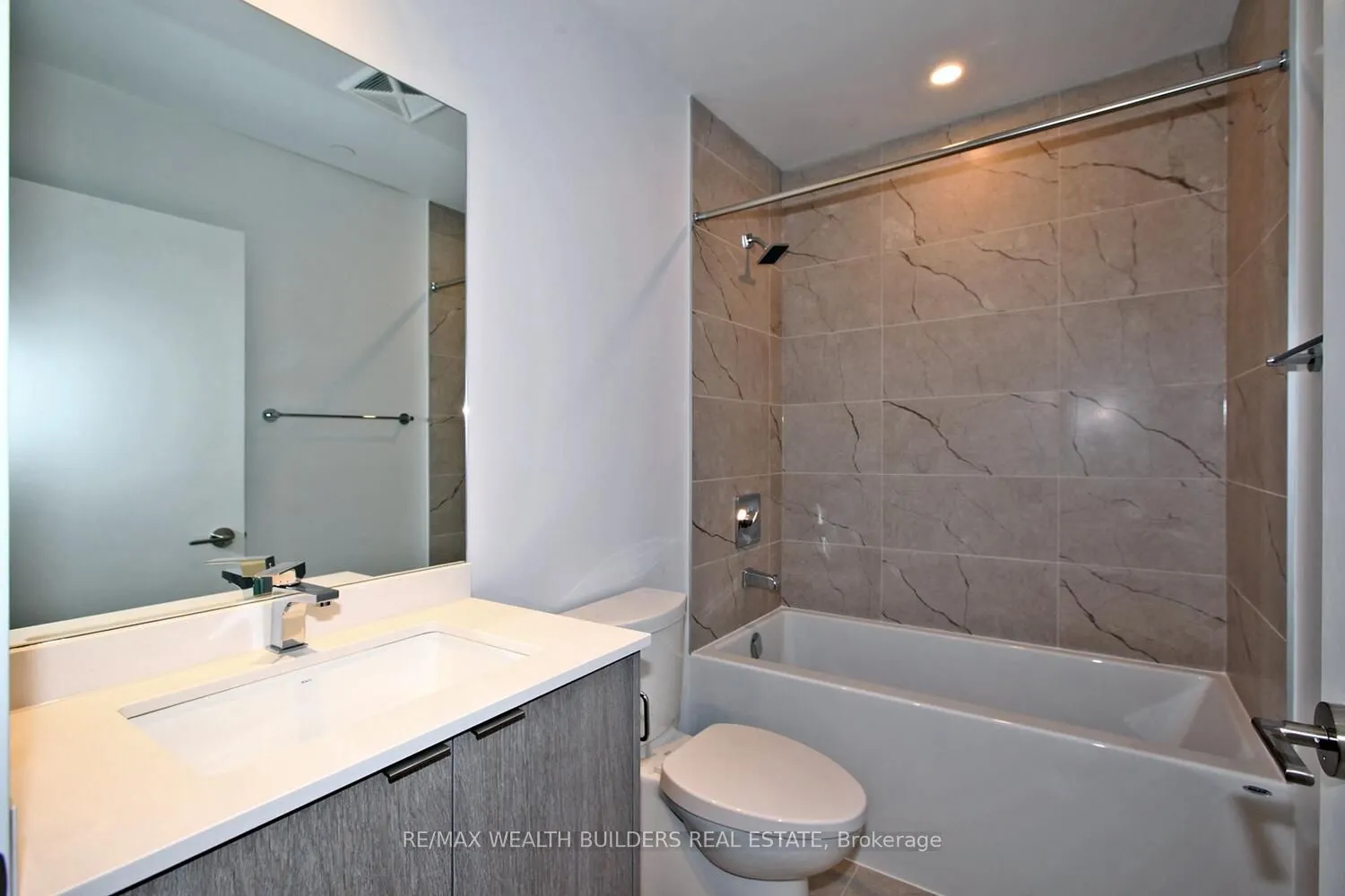 1928 Lakeshore Boulevard W, #3505
