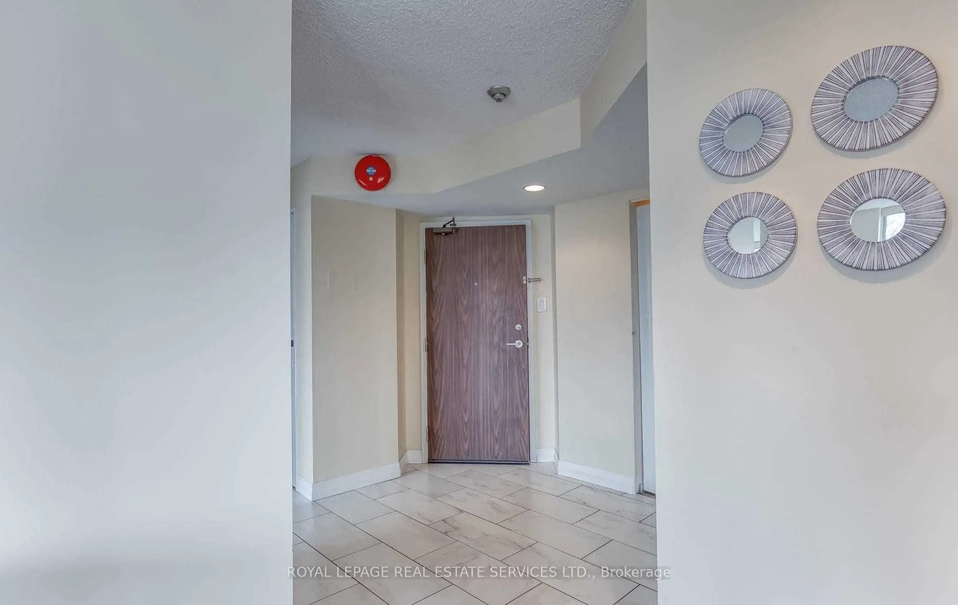 1485 Lakeshore Road E, #905