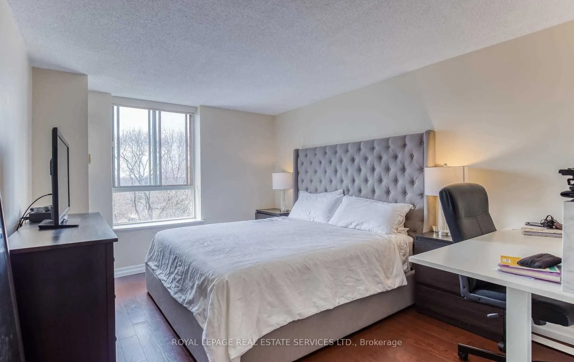 1485 Lakeshore Road E, #905