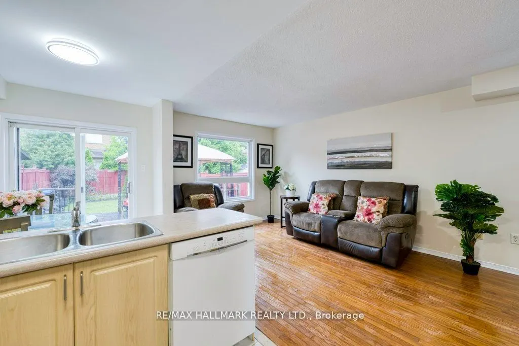 5909 Churchill Meadows Boulevard