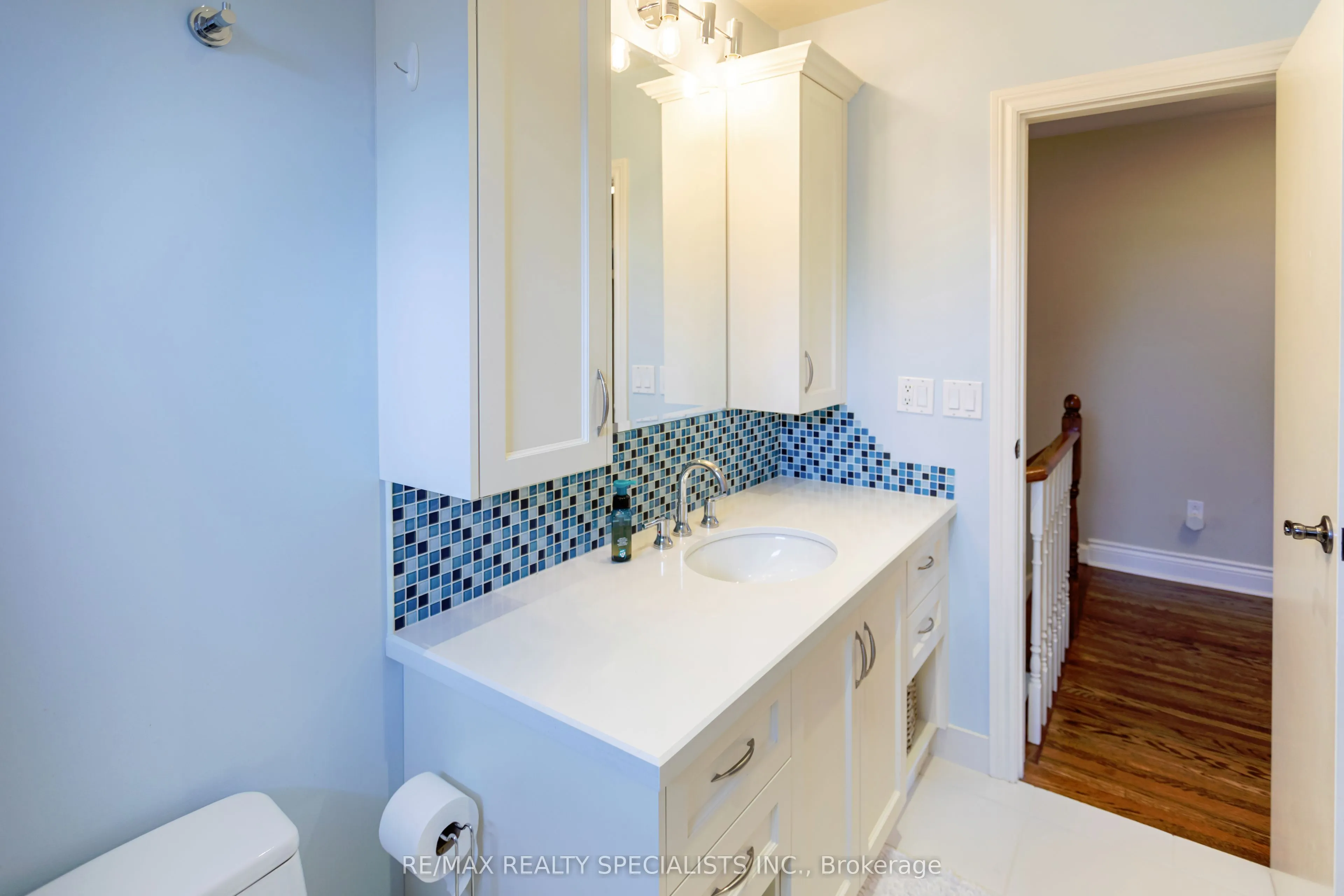 2226 Waycross Crescent