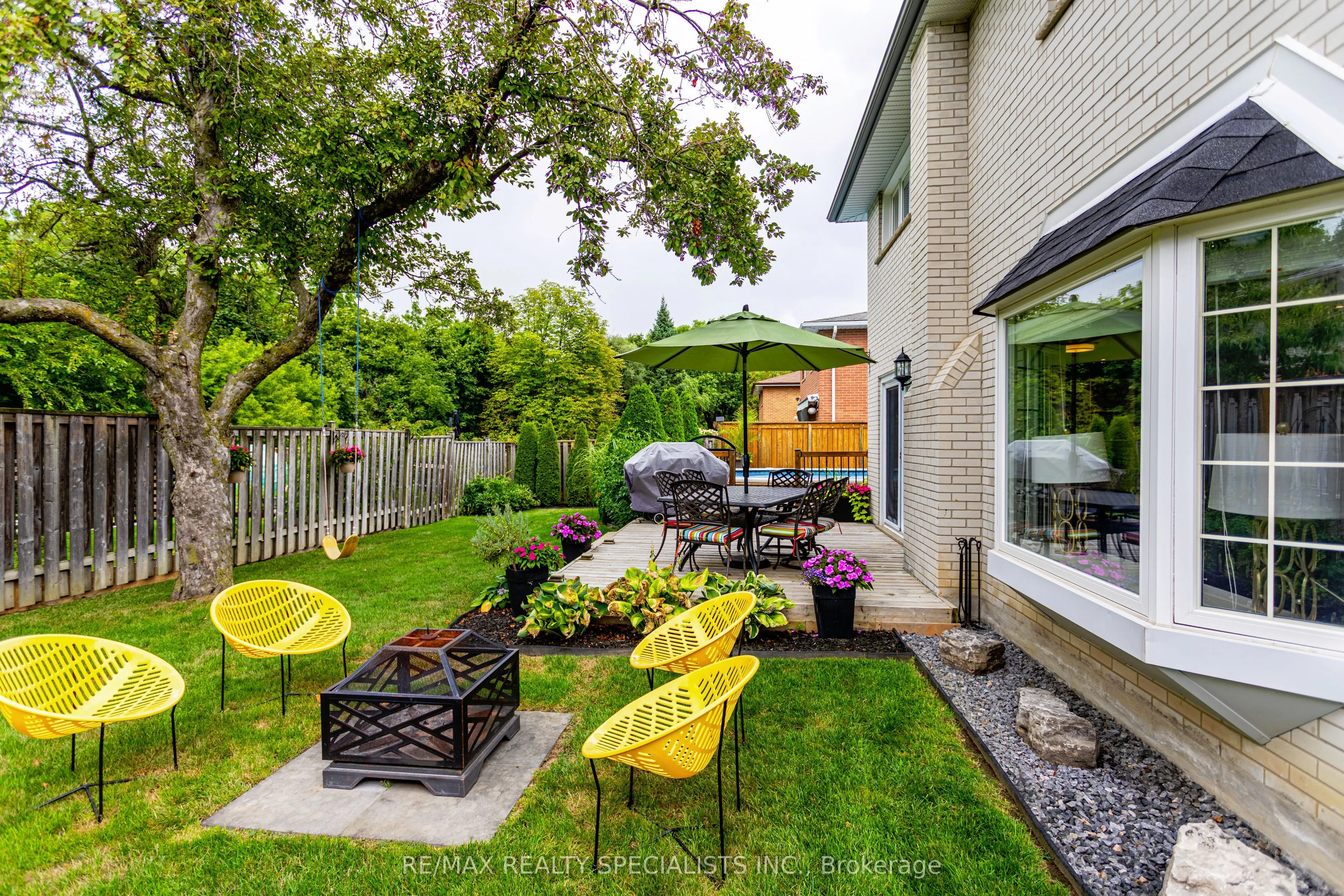 2226 Waycross Crescent