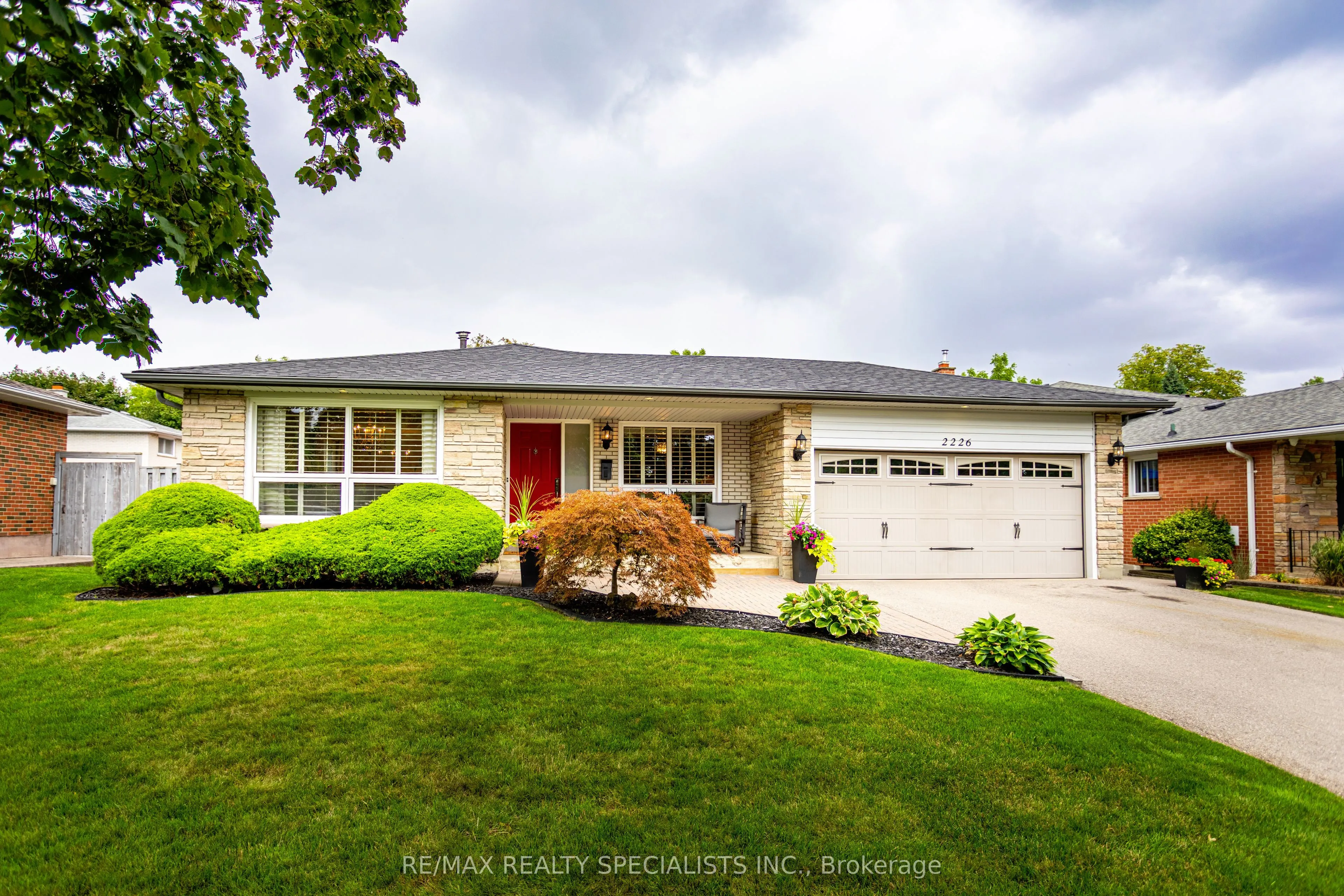2226 Waycross Crescent