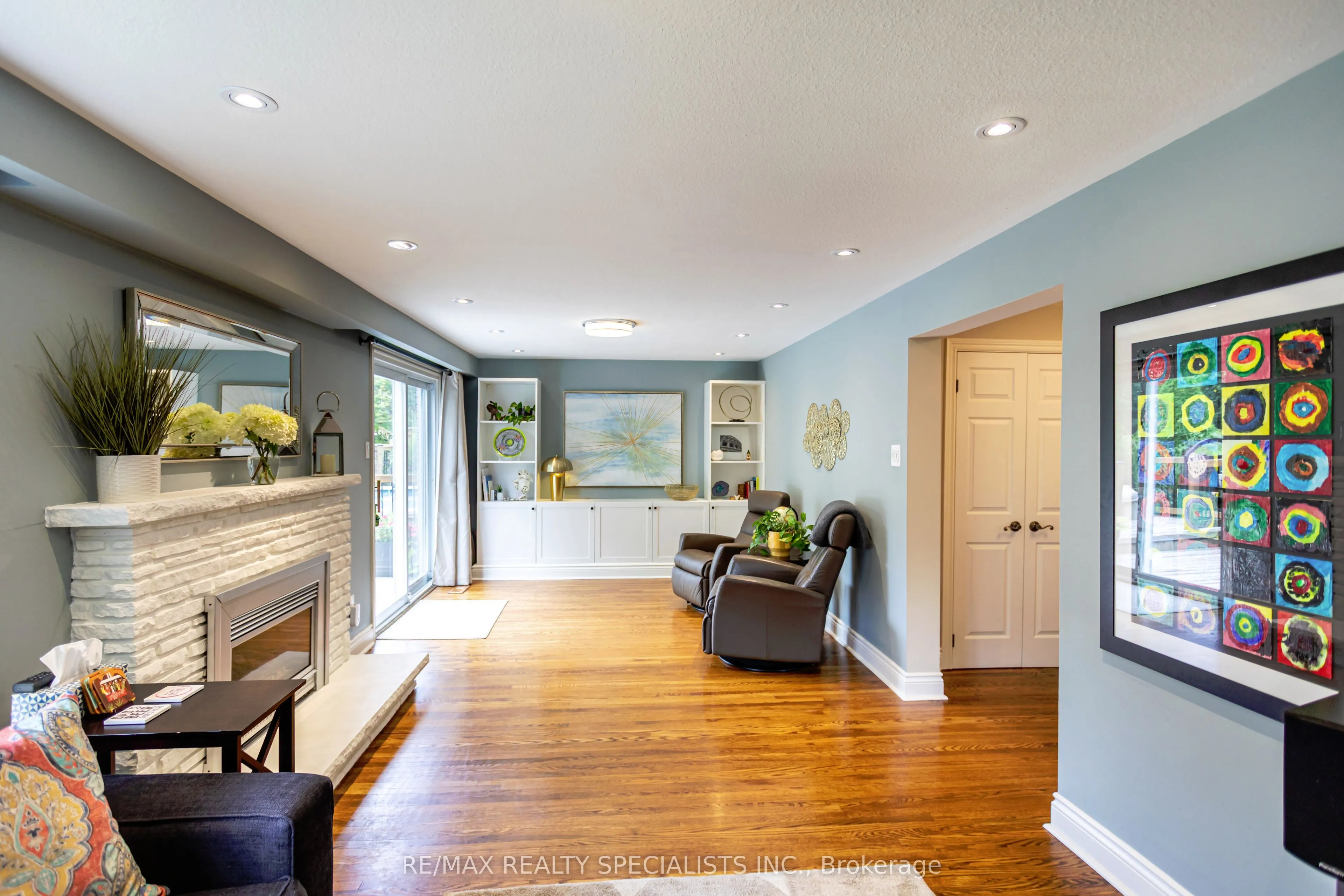 2226 Waycross Crescent