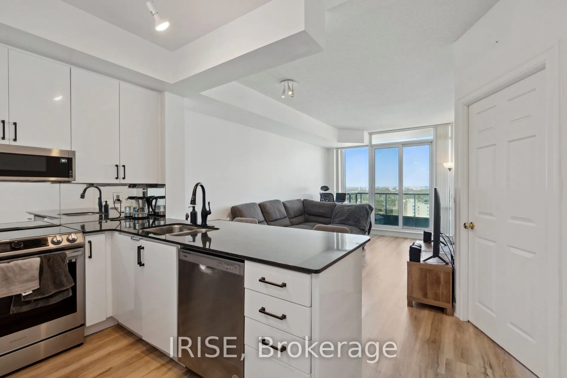 1 Elm Drive W, #2812