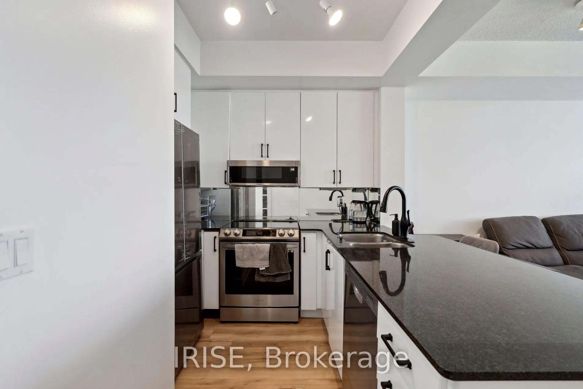 1 Elm Drive W, #2812