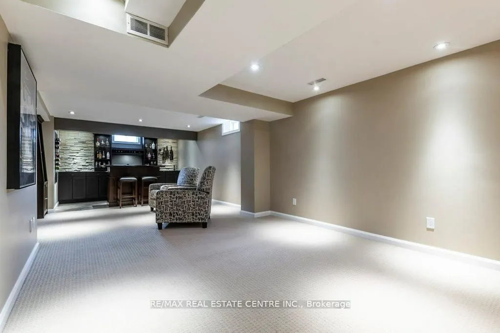 46 Livingston Road