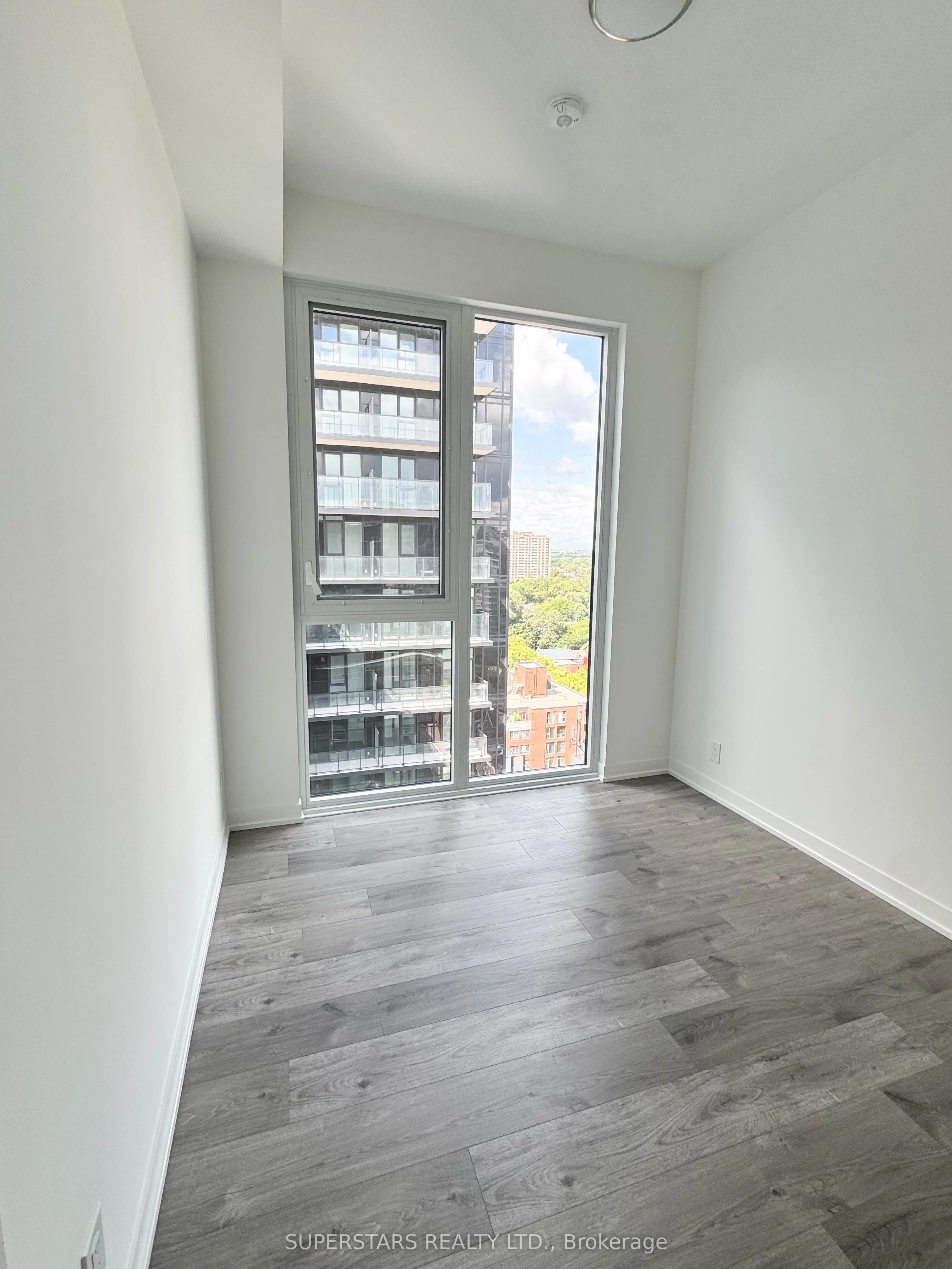 285 Dufferin Street, #1304