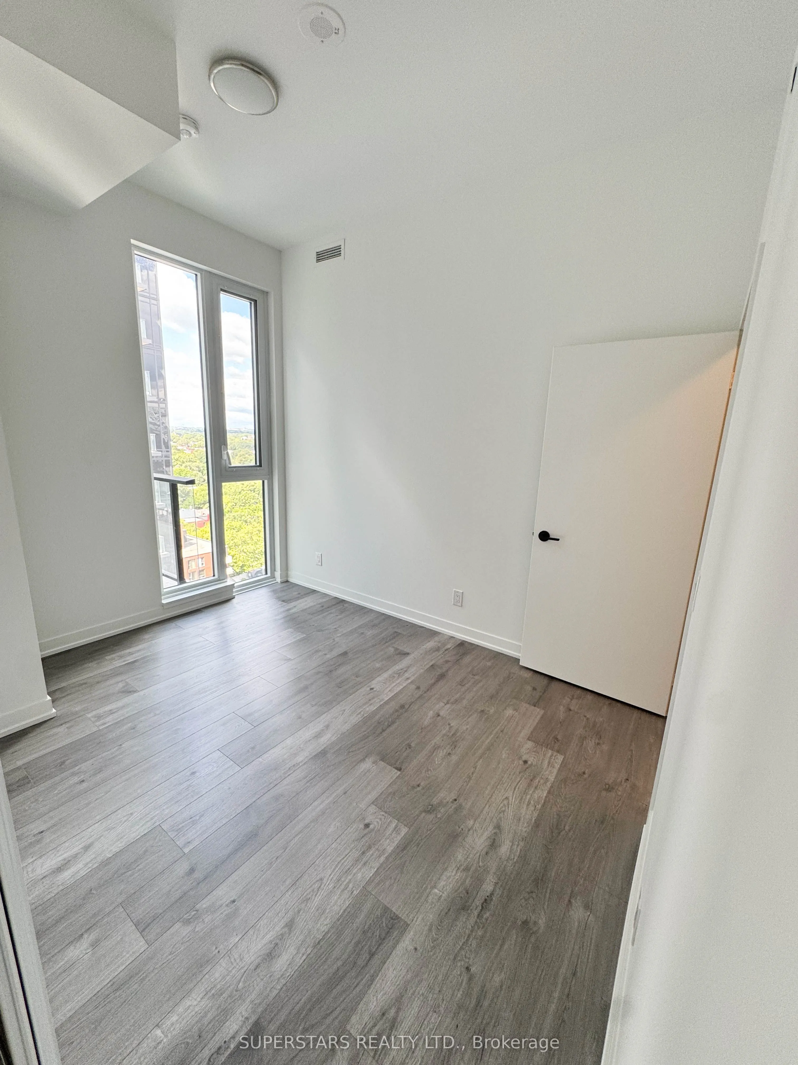 285 Dufferin Street, #1304