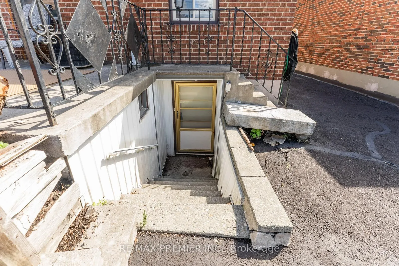 138 Kane Avenue