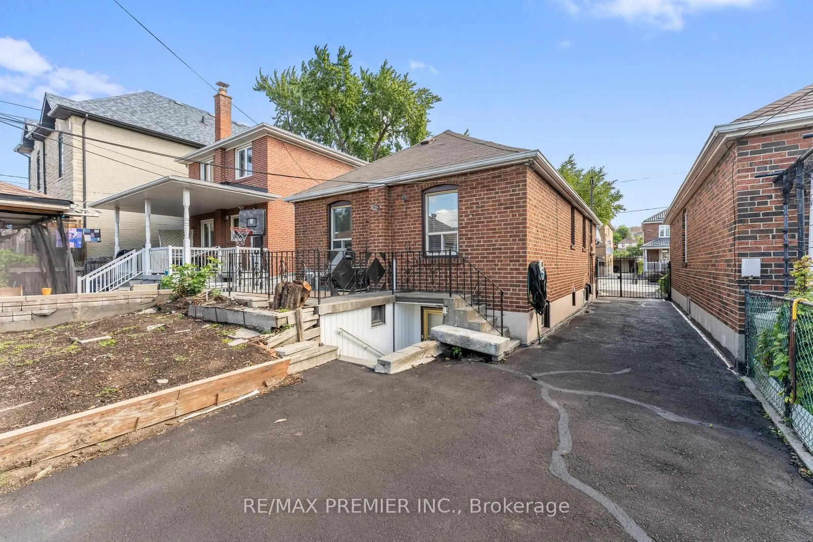 138 Kane Avenue