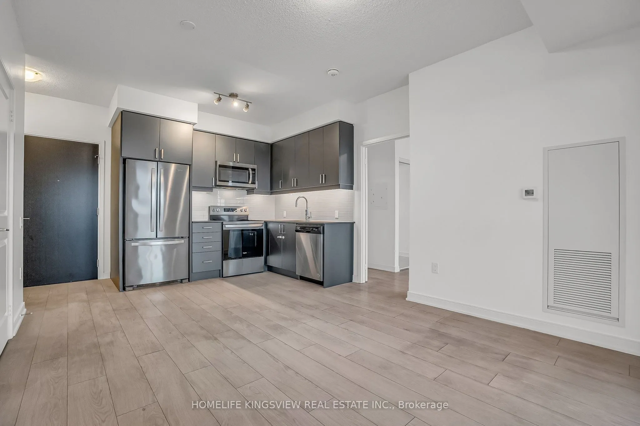 8 Nahani Way, #2008
