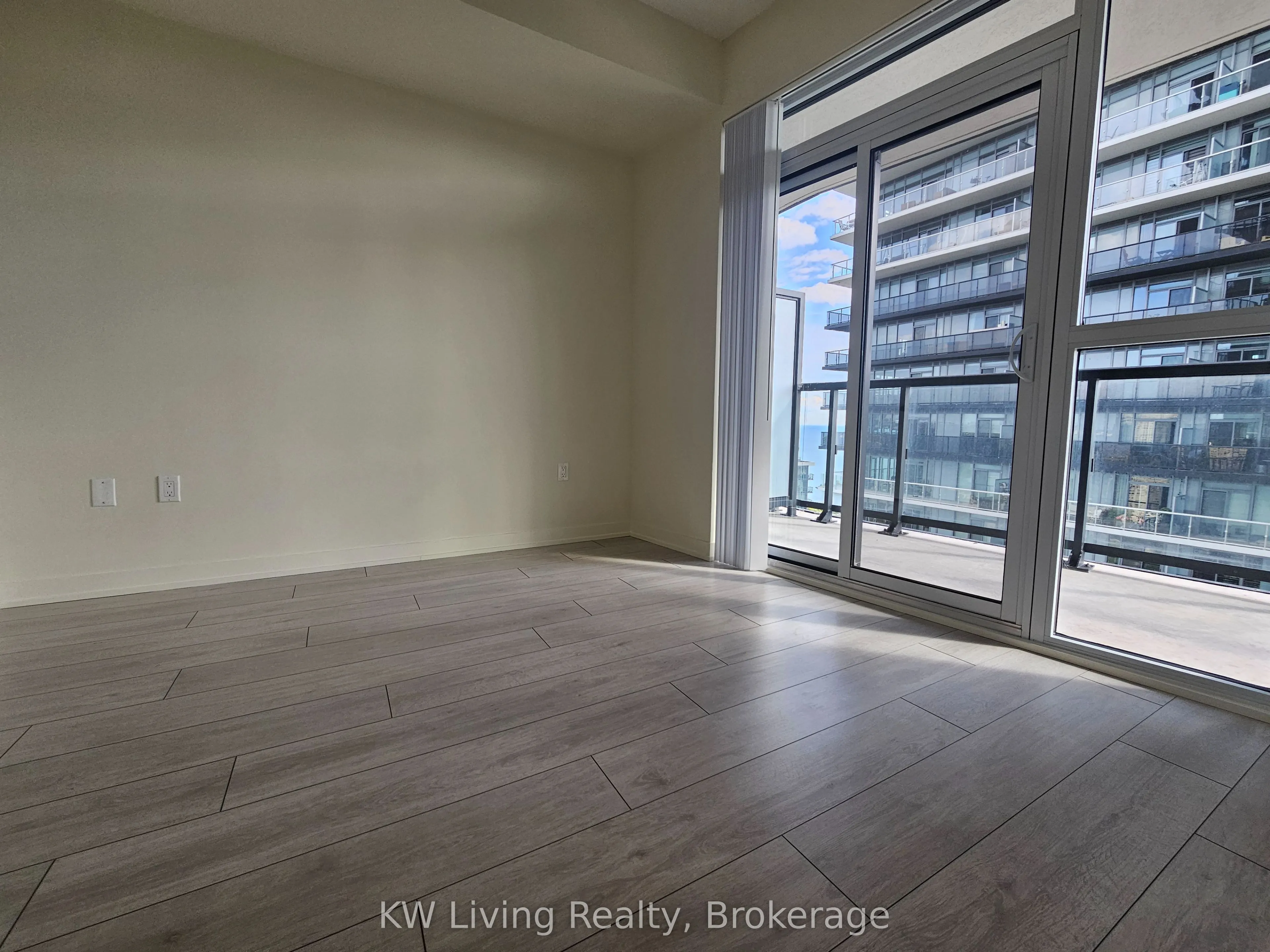 38 Annie Craig Drive, #3606