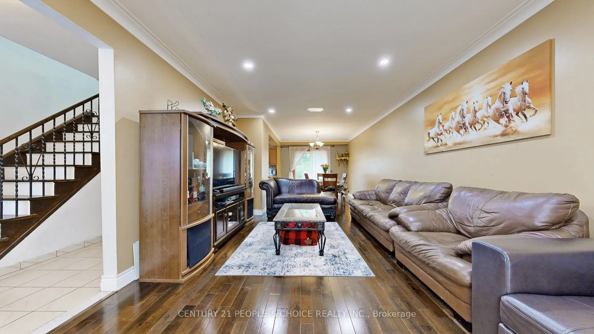 37 Foxrun Avenue
