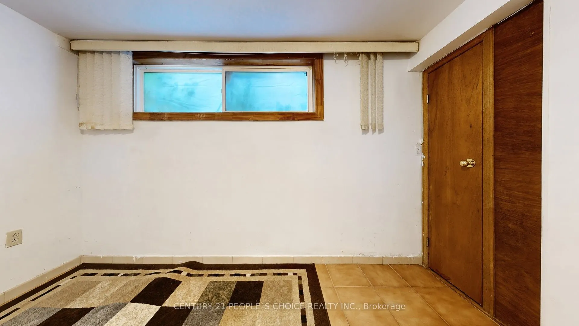 37 Foxrun Avenue