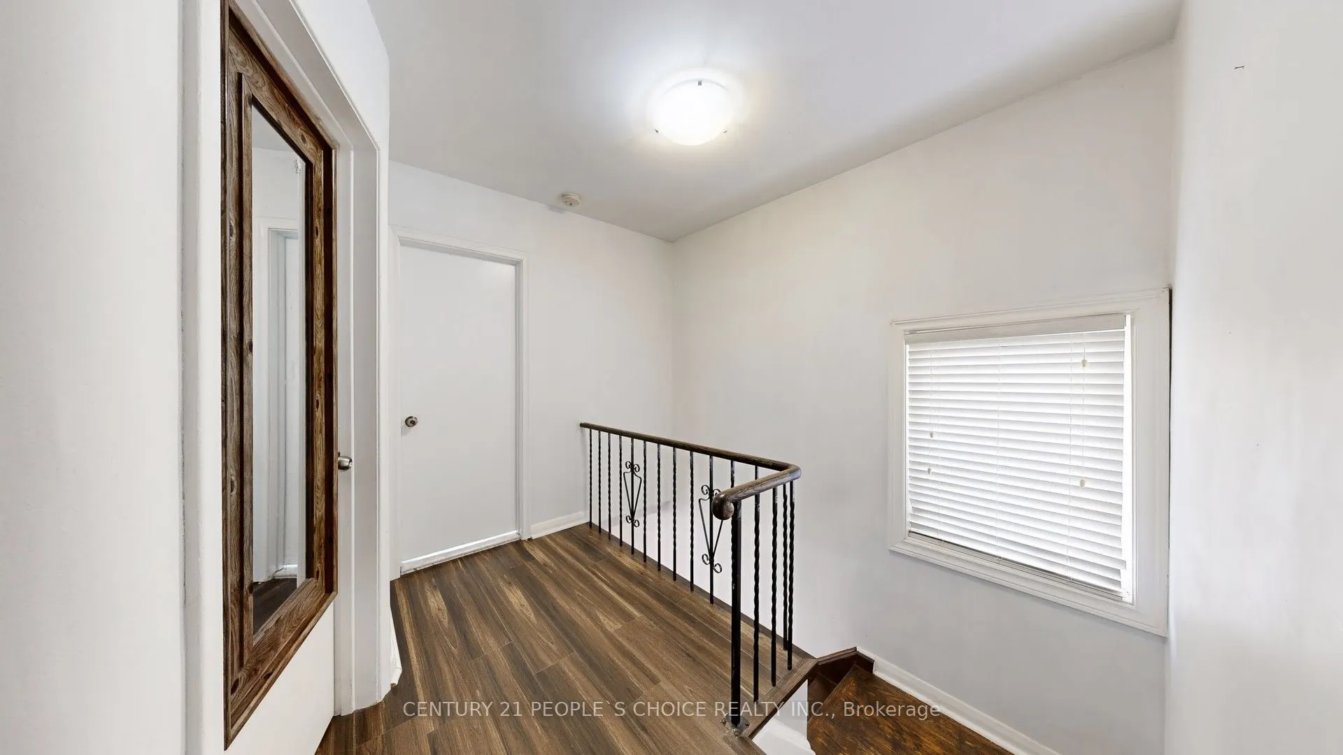 37 Foxrun Avenue