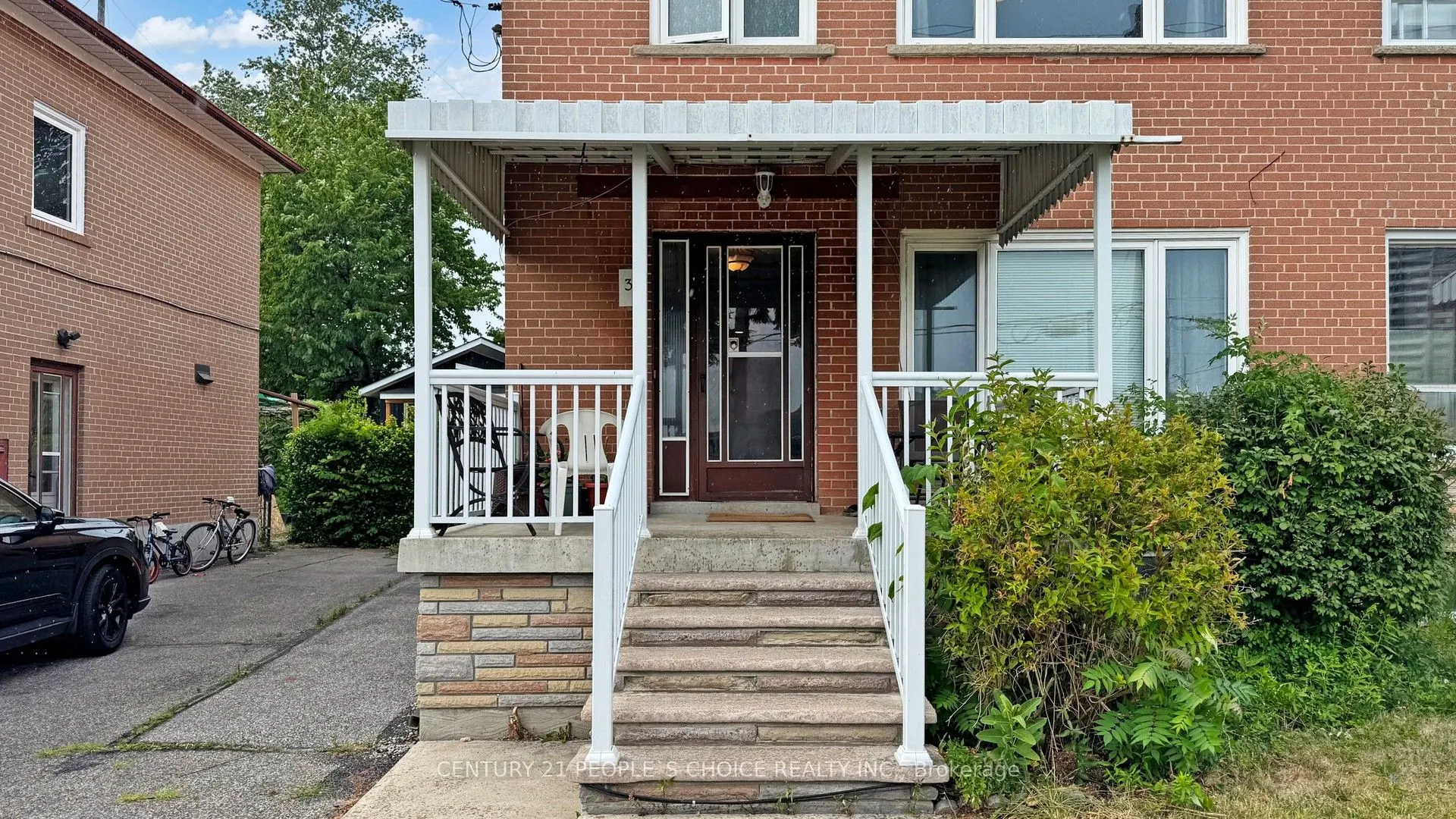 37 Foxrun Avenue