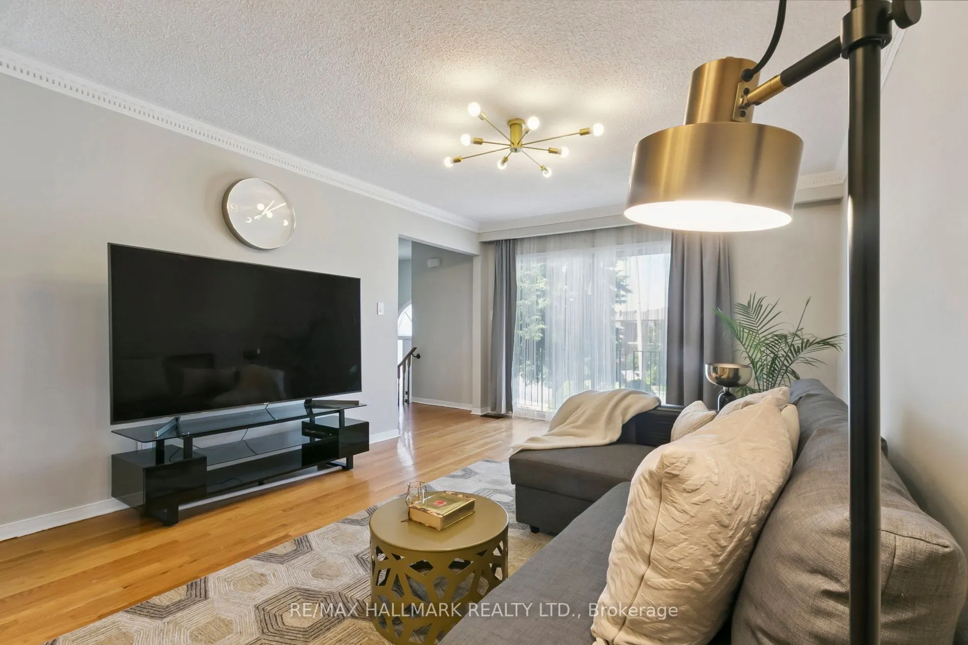 13 Fonthill Place