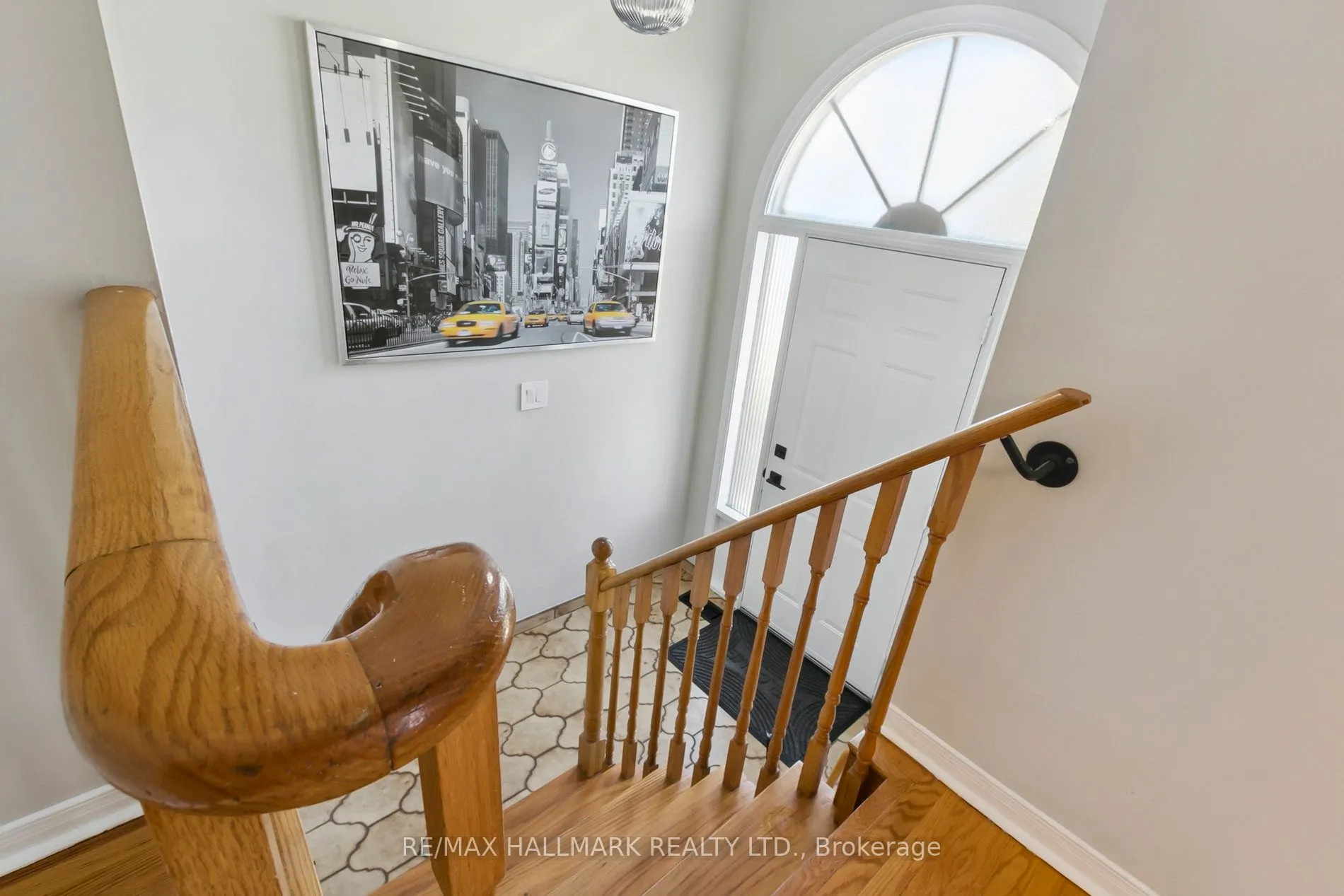 13 Fonthill Place