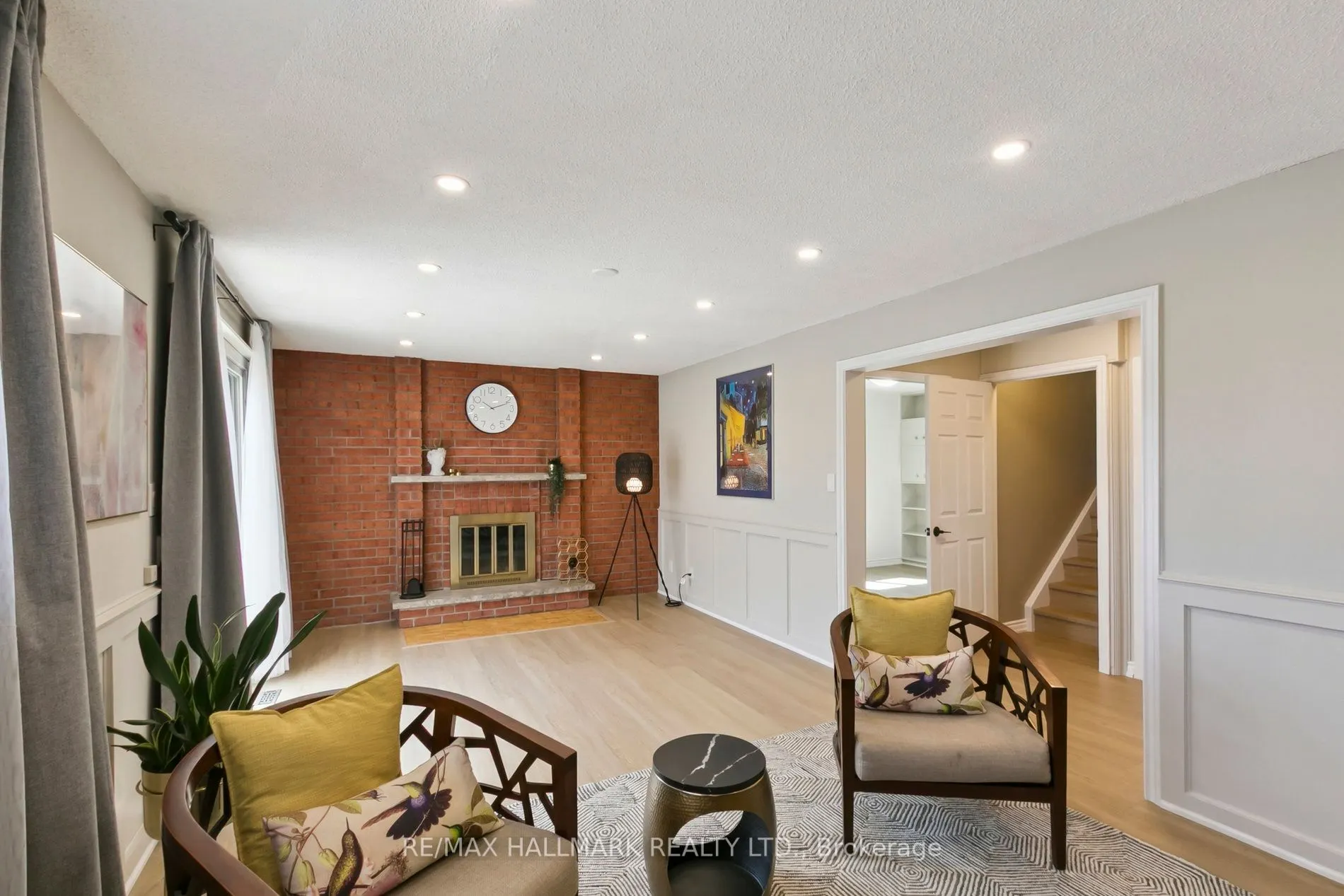 13 Fonthill Place