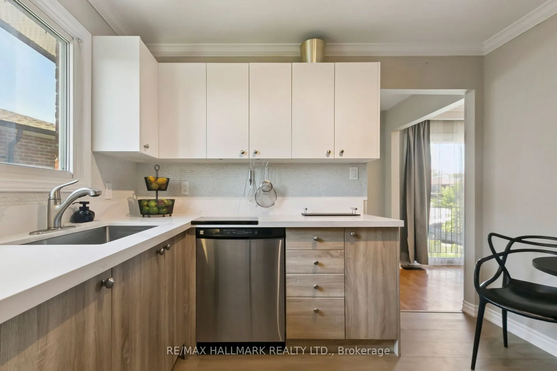 13 Fonthill Place