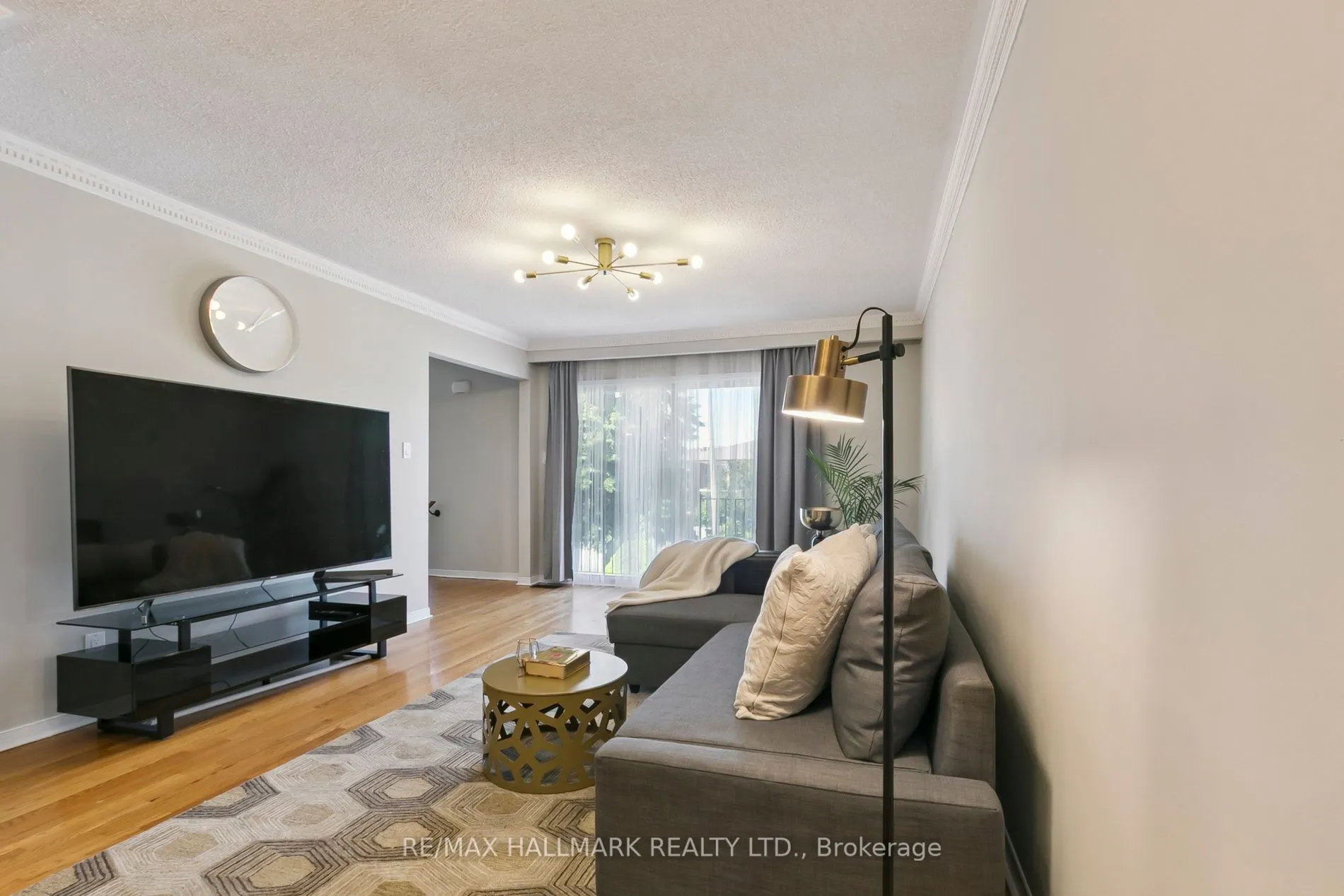 13 Fonthill Place