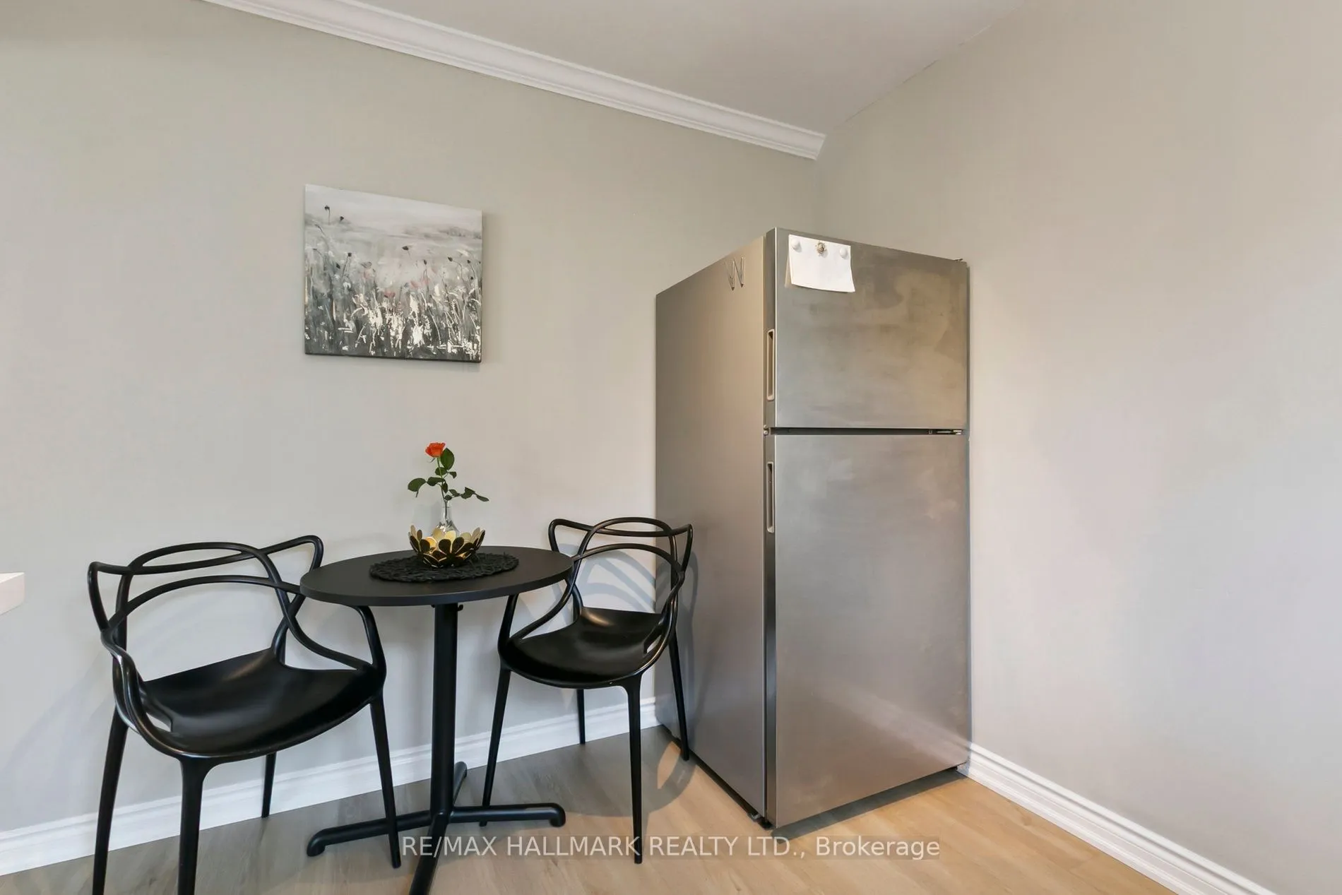 13 Fonthill Place