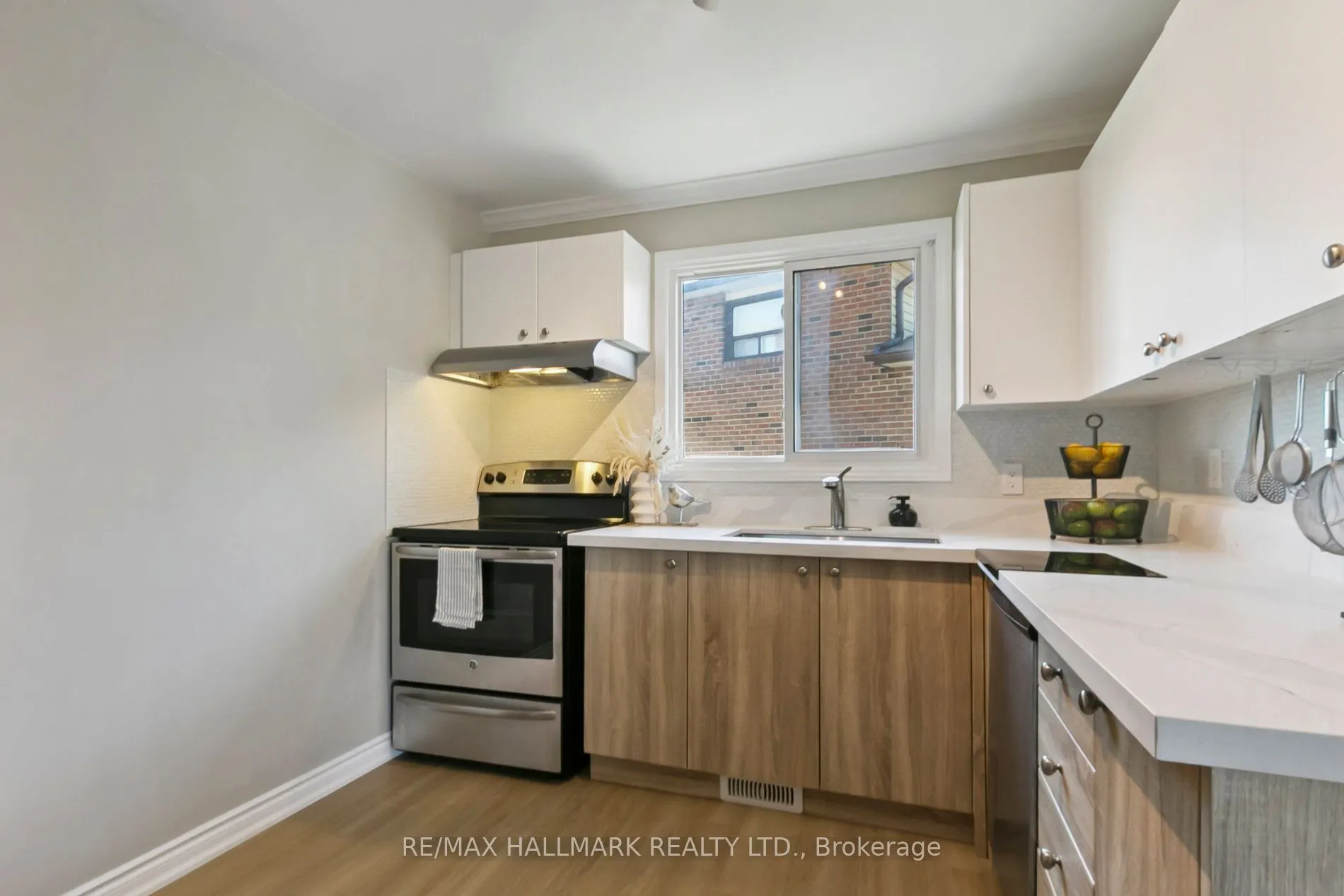 13 Fonthill Place