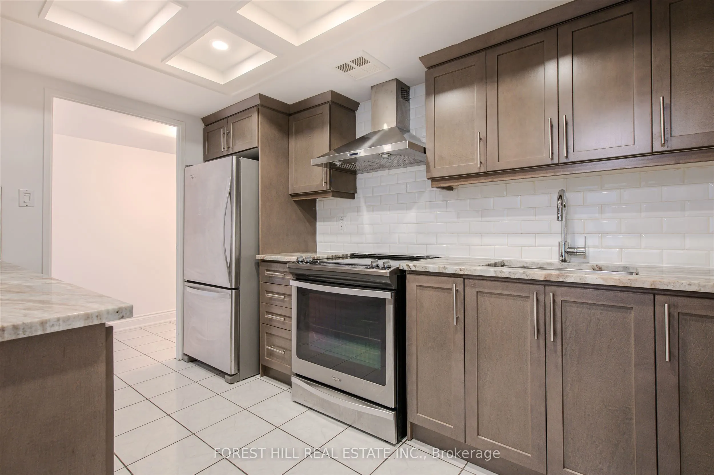 2045 Lake Shore Boulevard W, #1102