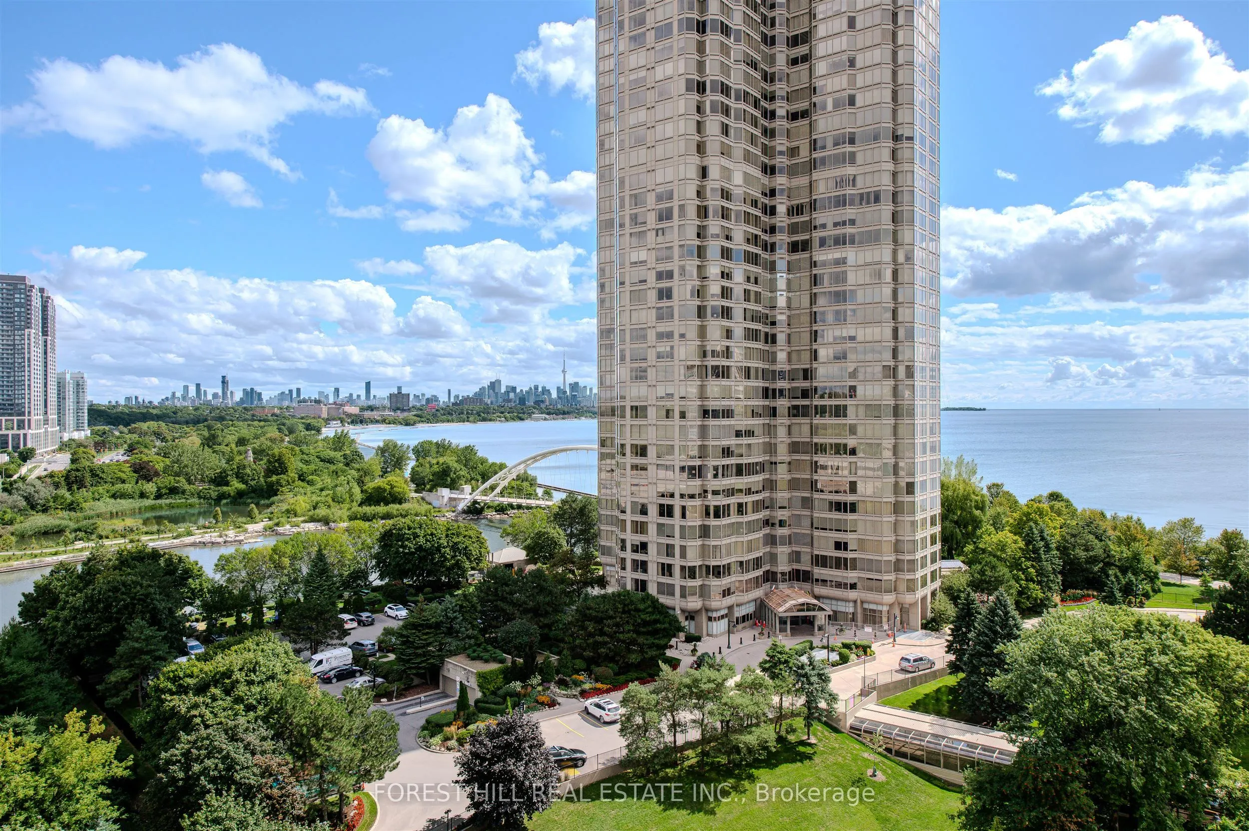 2045 Lake Shore Boulevard W, #1102