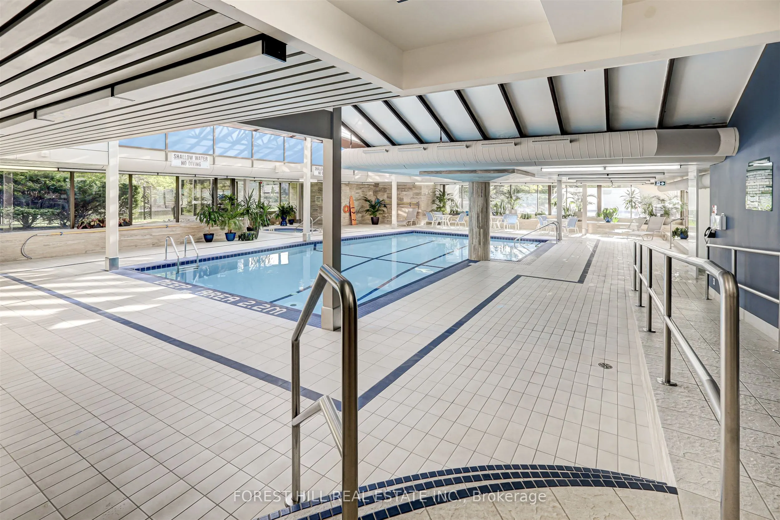 2045 Lake Shore Boulevard W, #1102