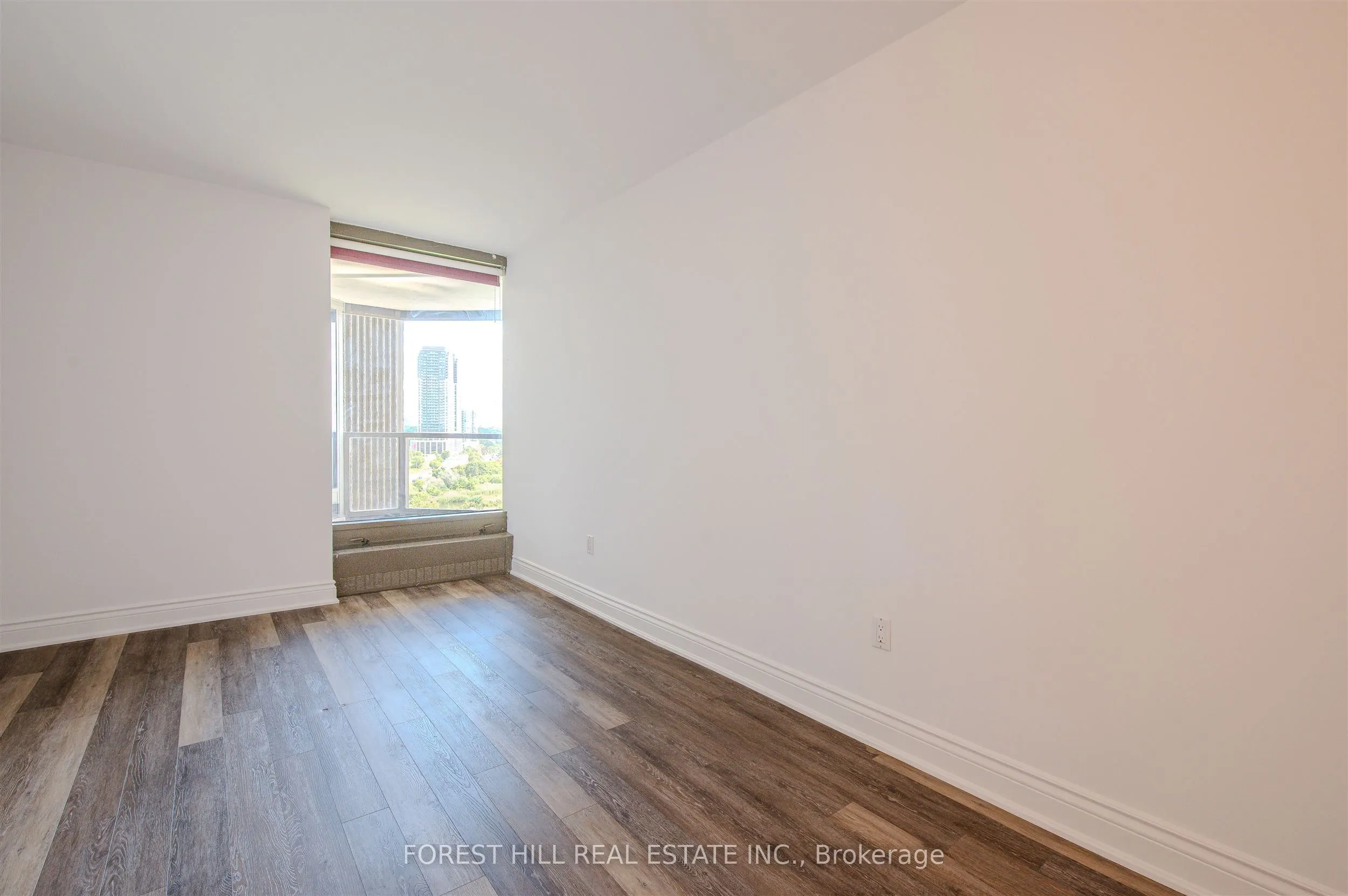 2045 Lake Shore Boulevard W, #1102