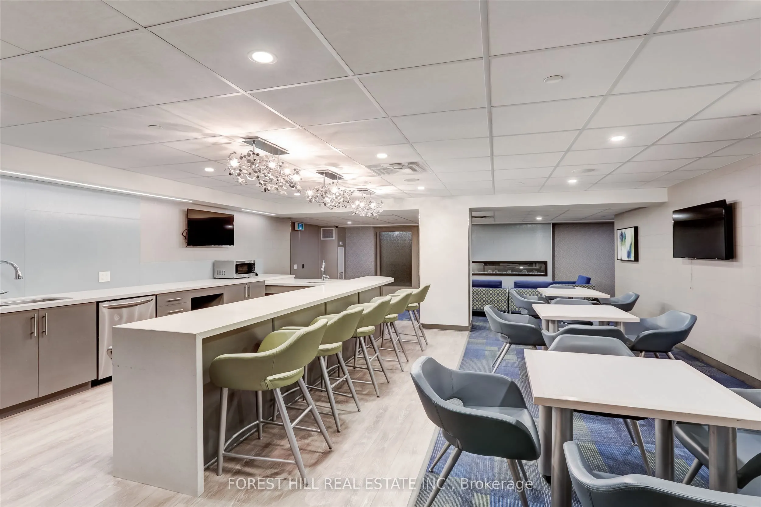 2045 Lake Shore Boulevard W, #1102