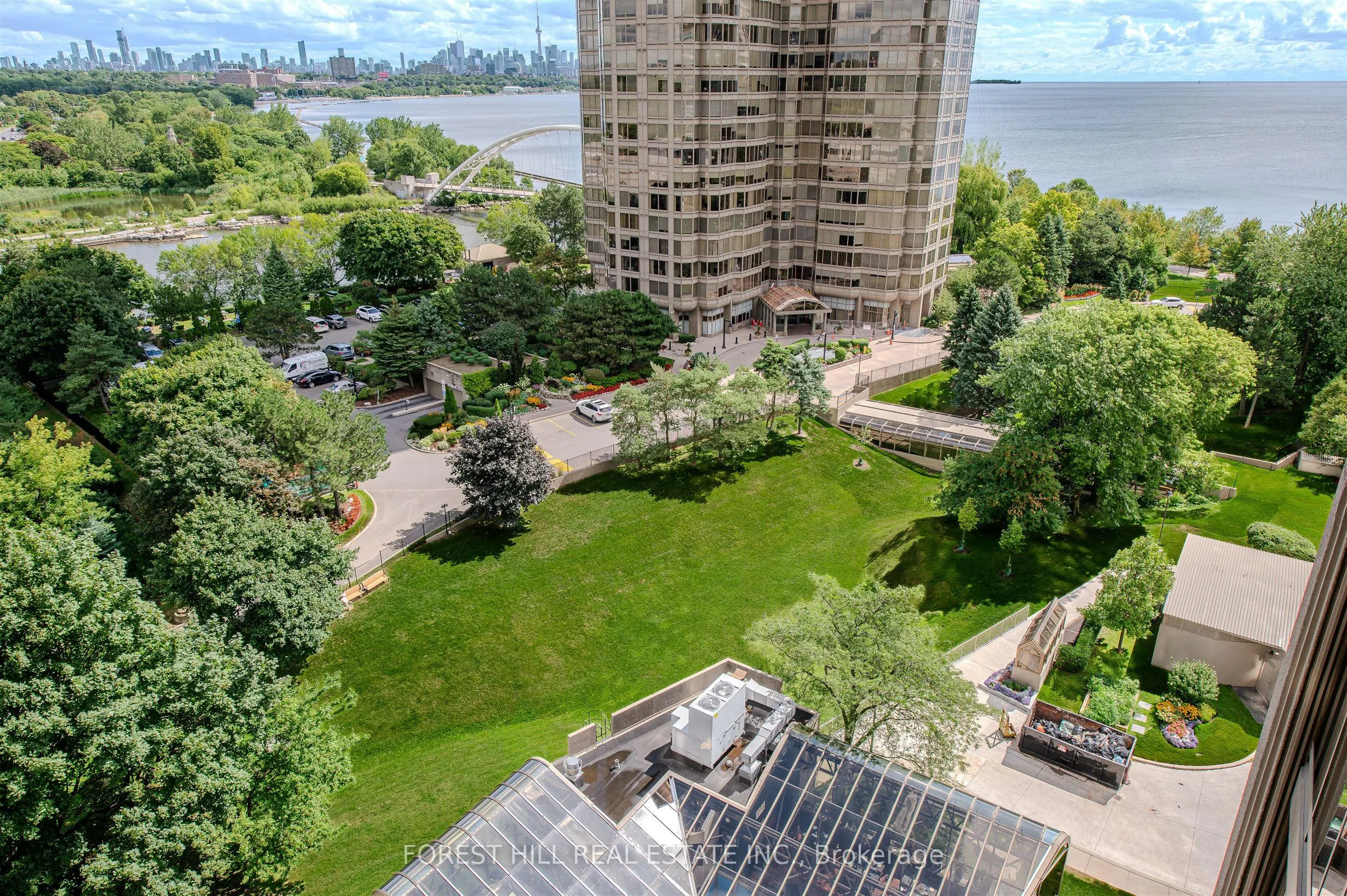 2045 Lake Shore Boulevard W, #1102