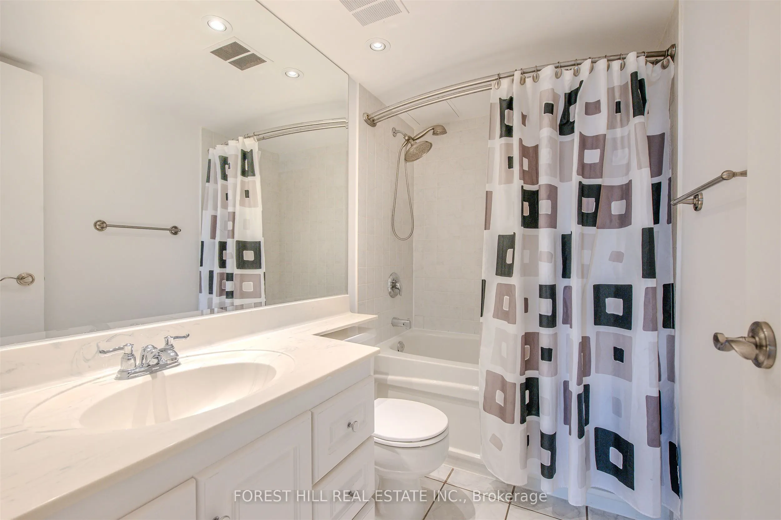 2045 Lake Shore Boulevard W, #1102
