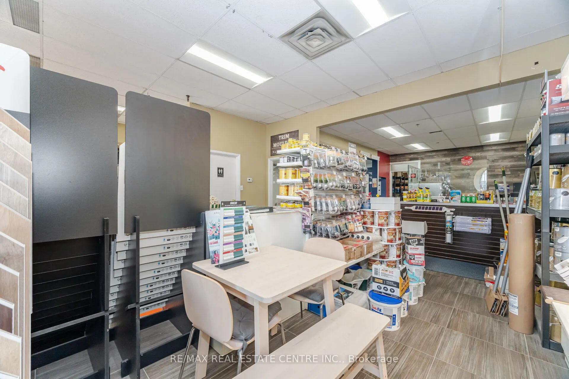 2074 Steeles Avenue E, #19