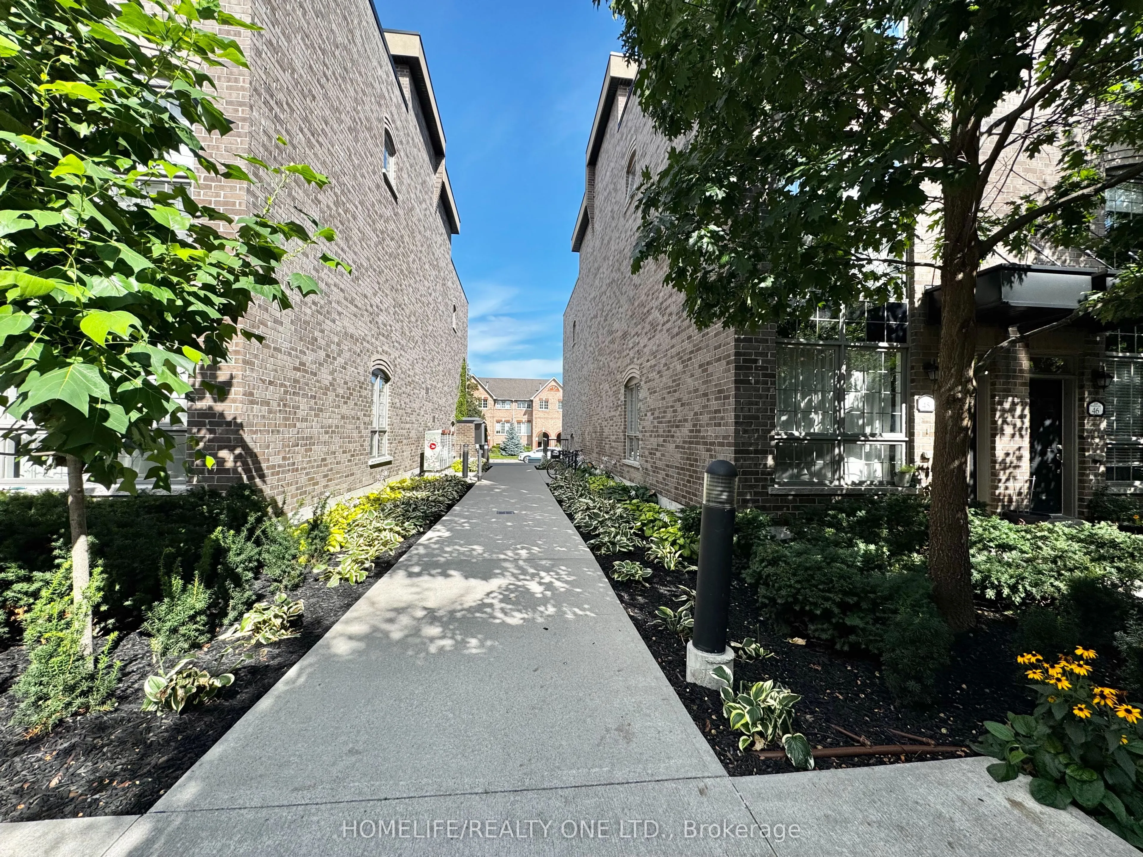 220 Brandon Avenue, #TH 50