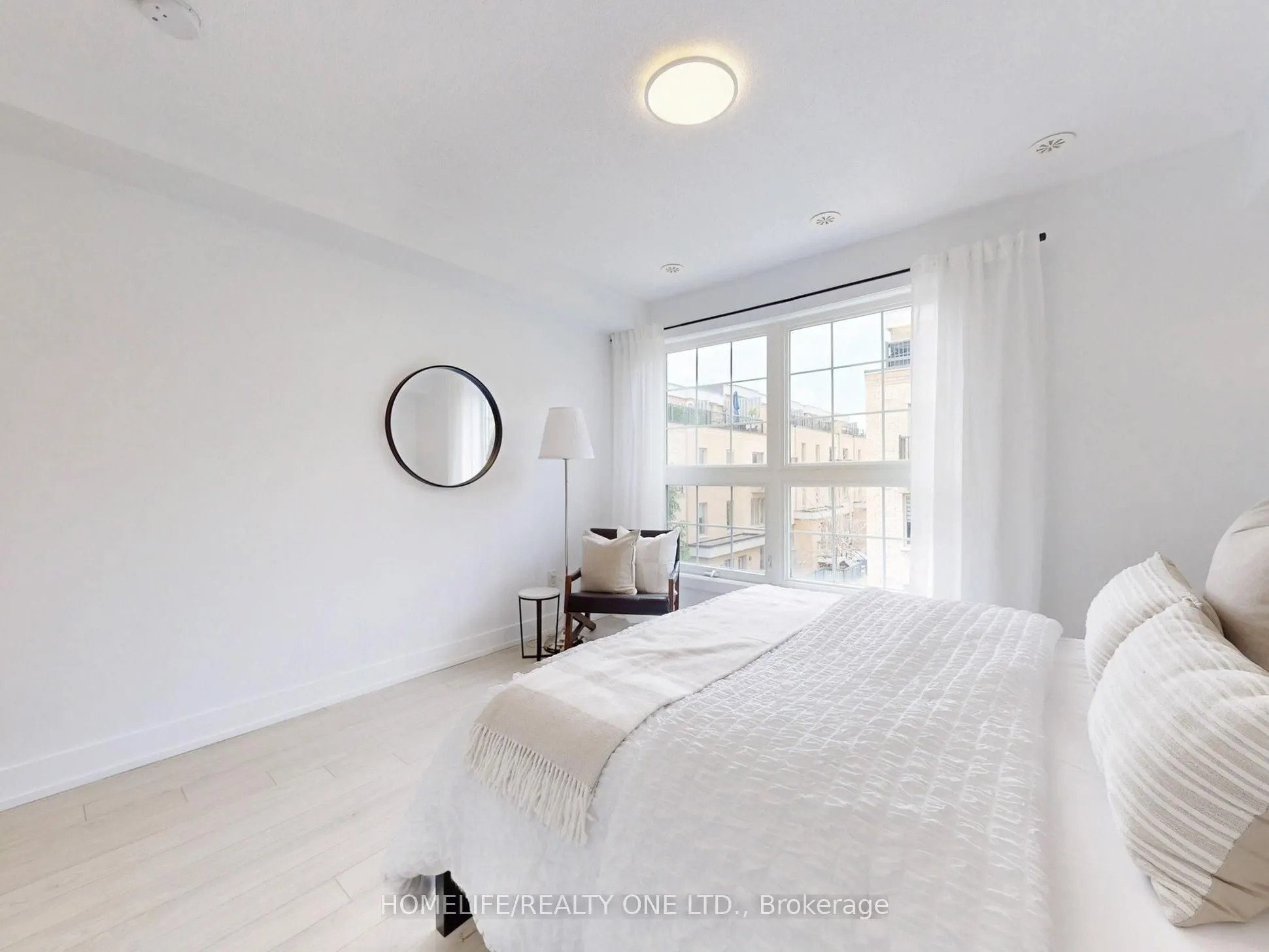 220 Brandon Avenue, #TH 50