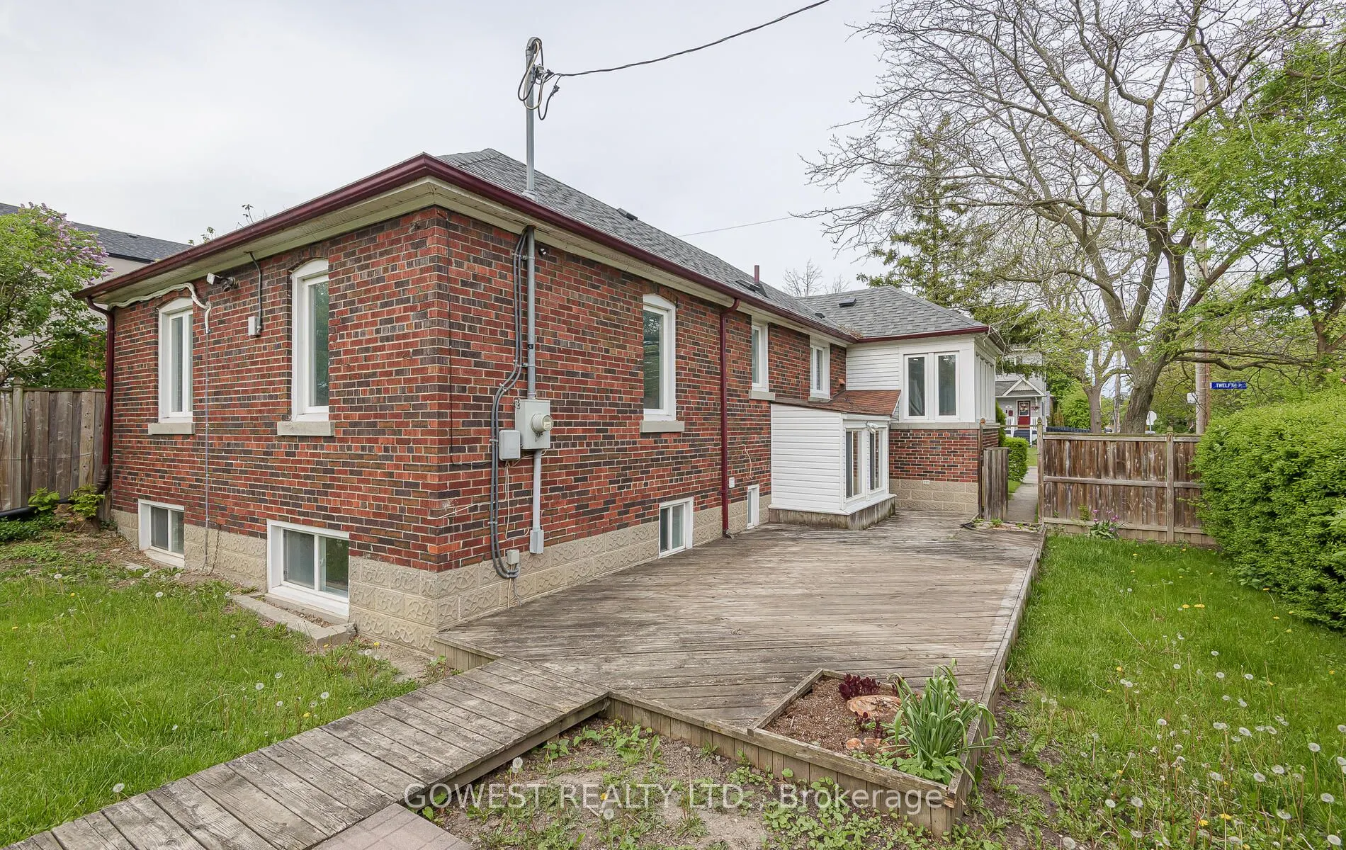 66 Twelfth Street