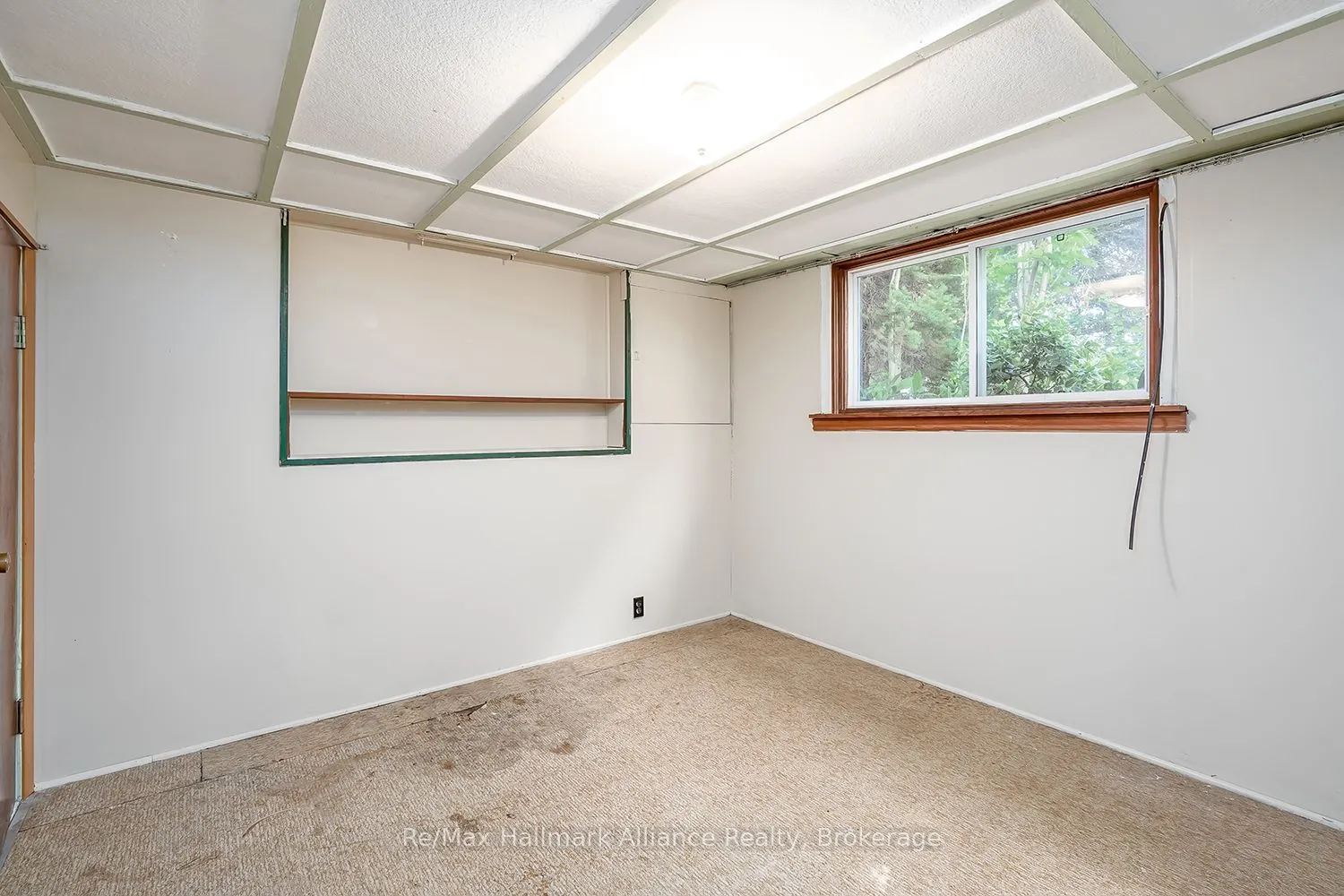 543 Pinegrove Road